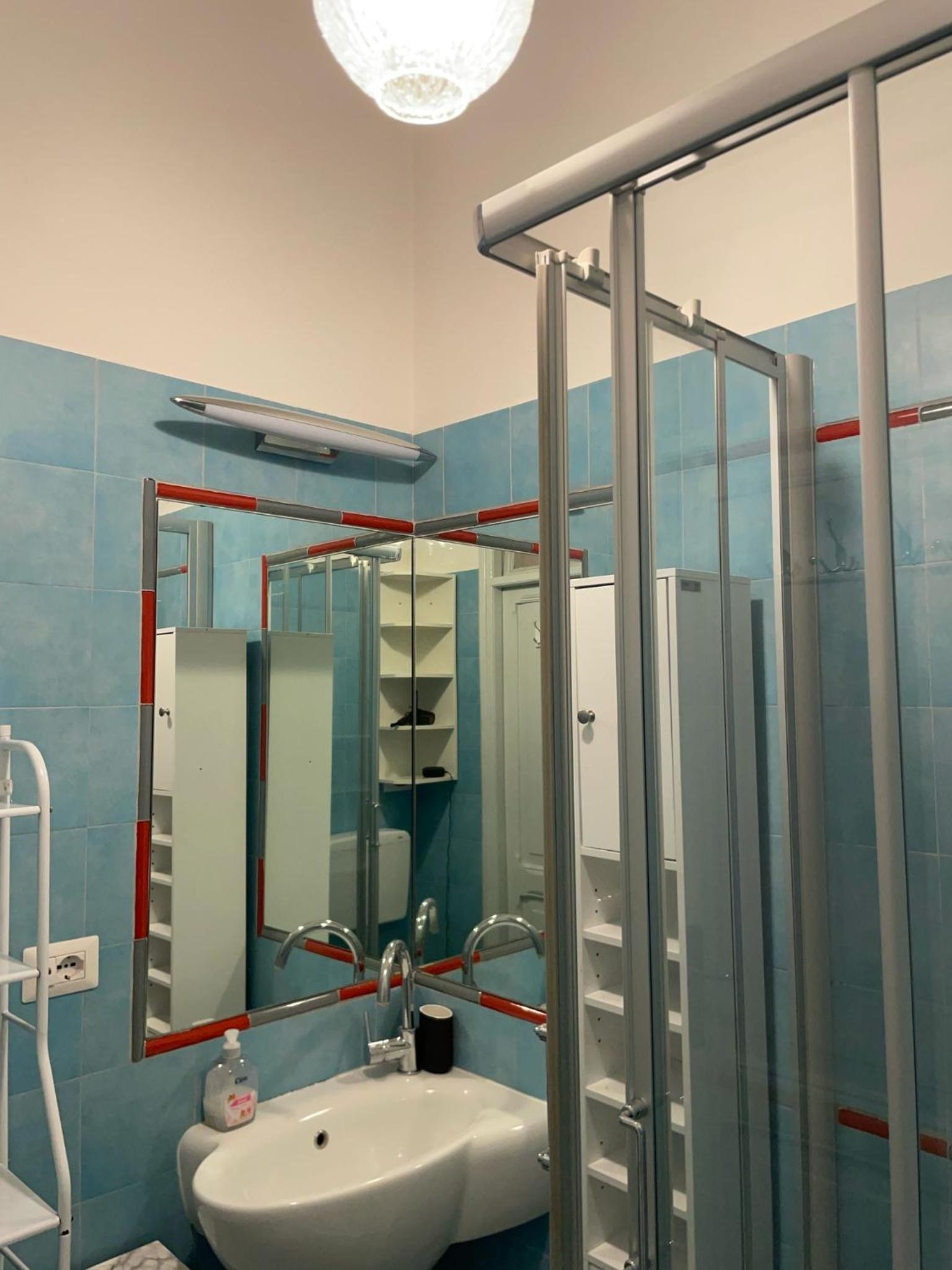 Double Room with Private External Bathroom photo 1
