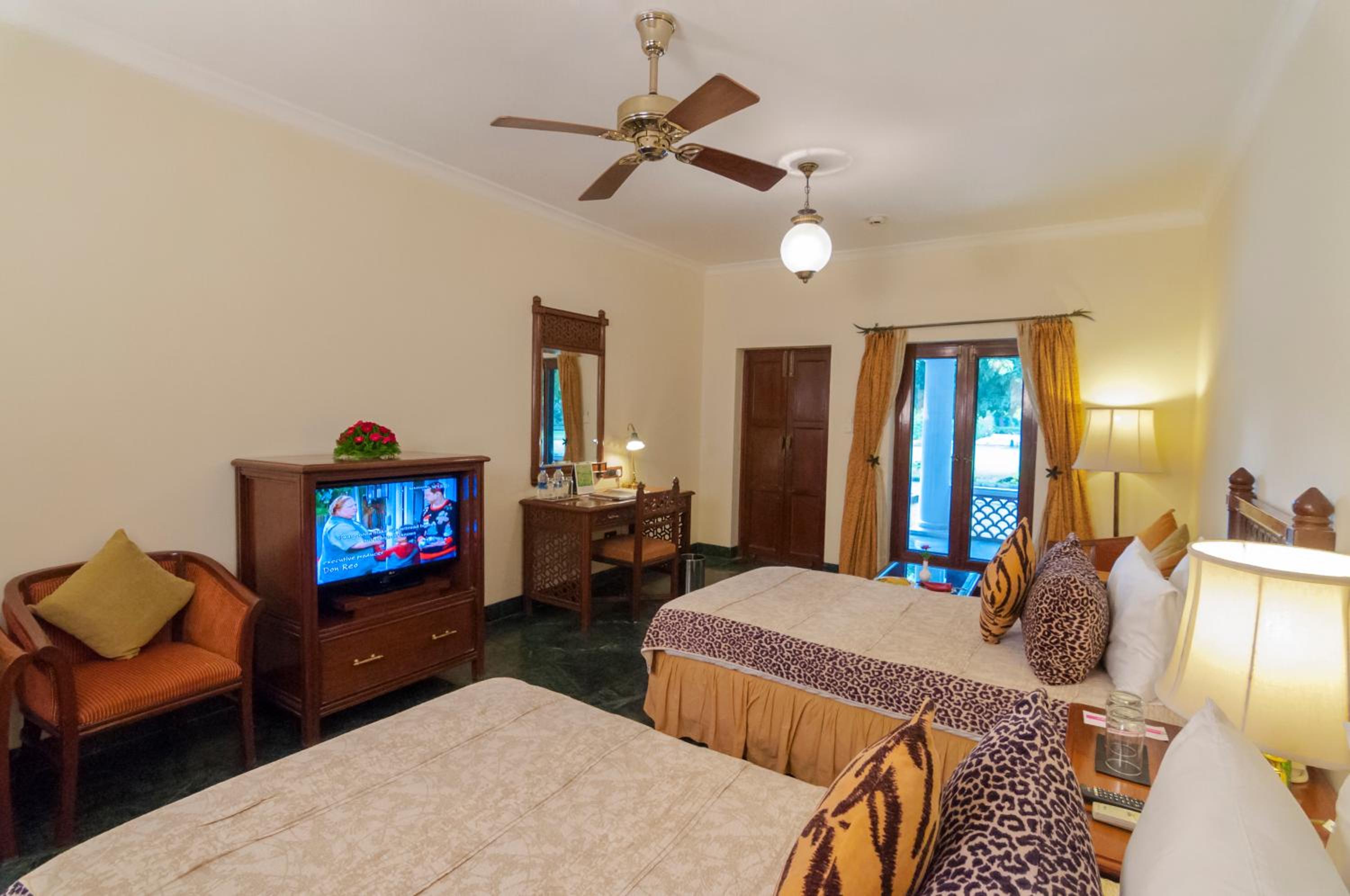Grand Luxury Suite Twin Bed with Sit-Out Grand Luxury Suite Twin Bed with Sit-Out