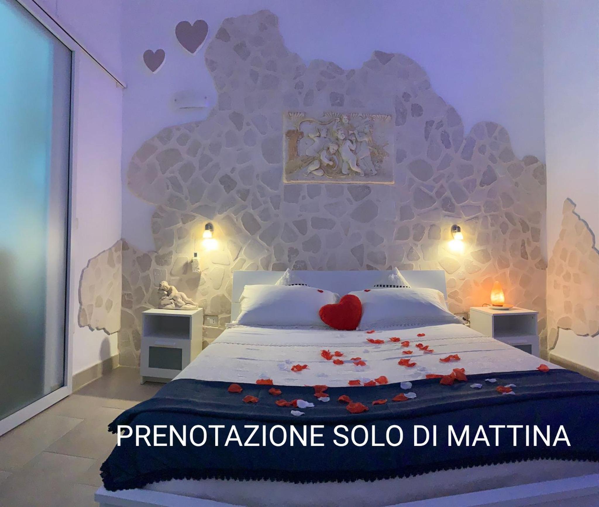 One-Bedroom House - Photo 1