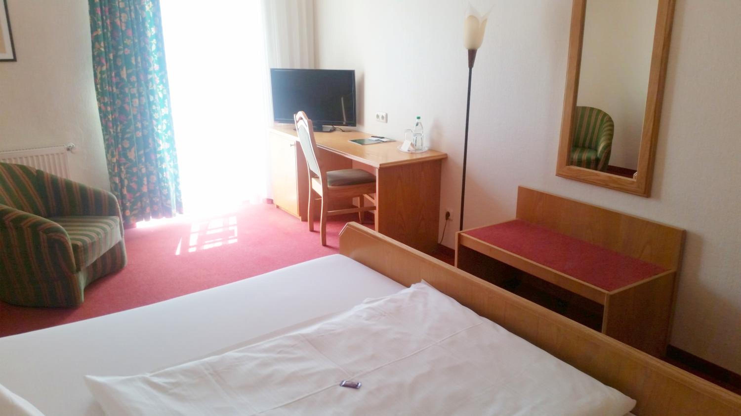 Double Room - Photo 7