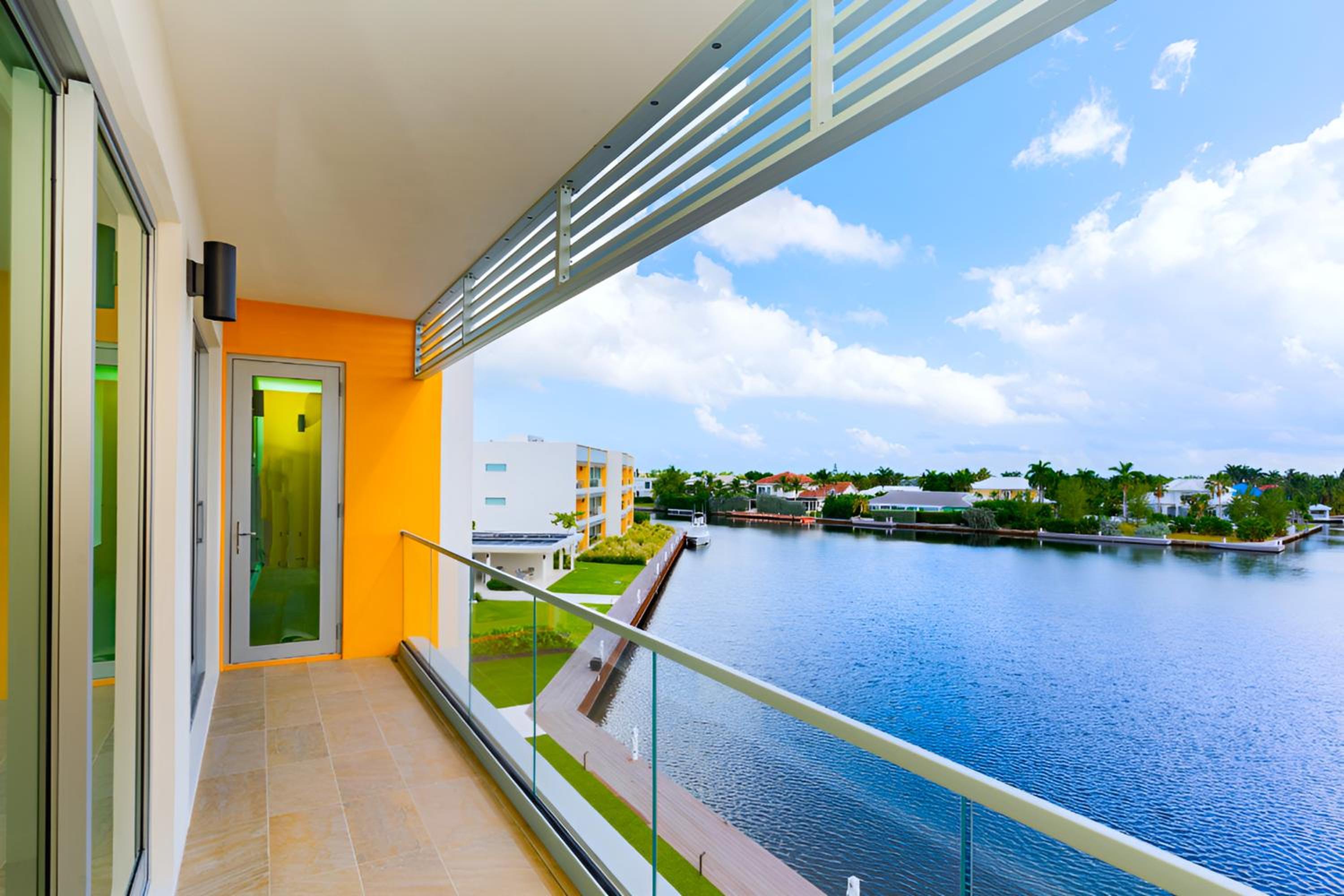 Three-Bedroom Villa photo 3