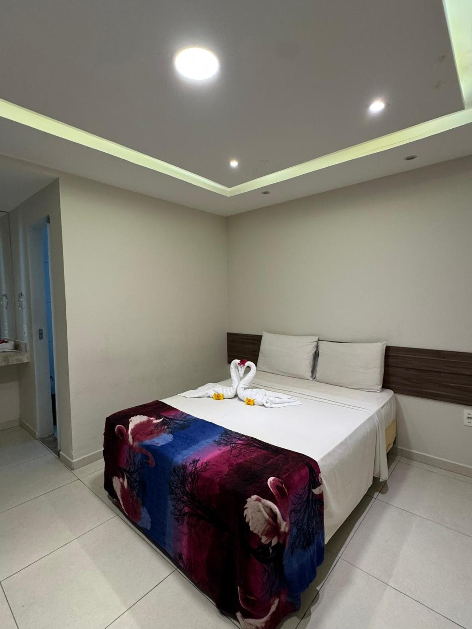 Standard Double Room - Photo 2