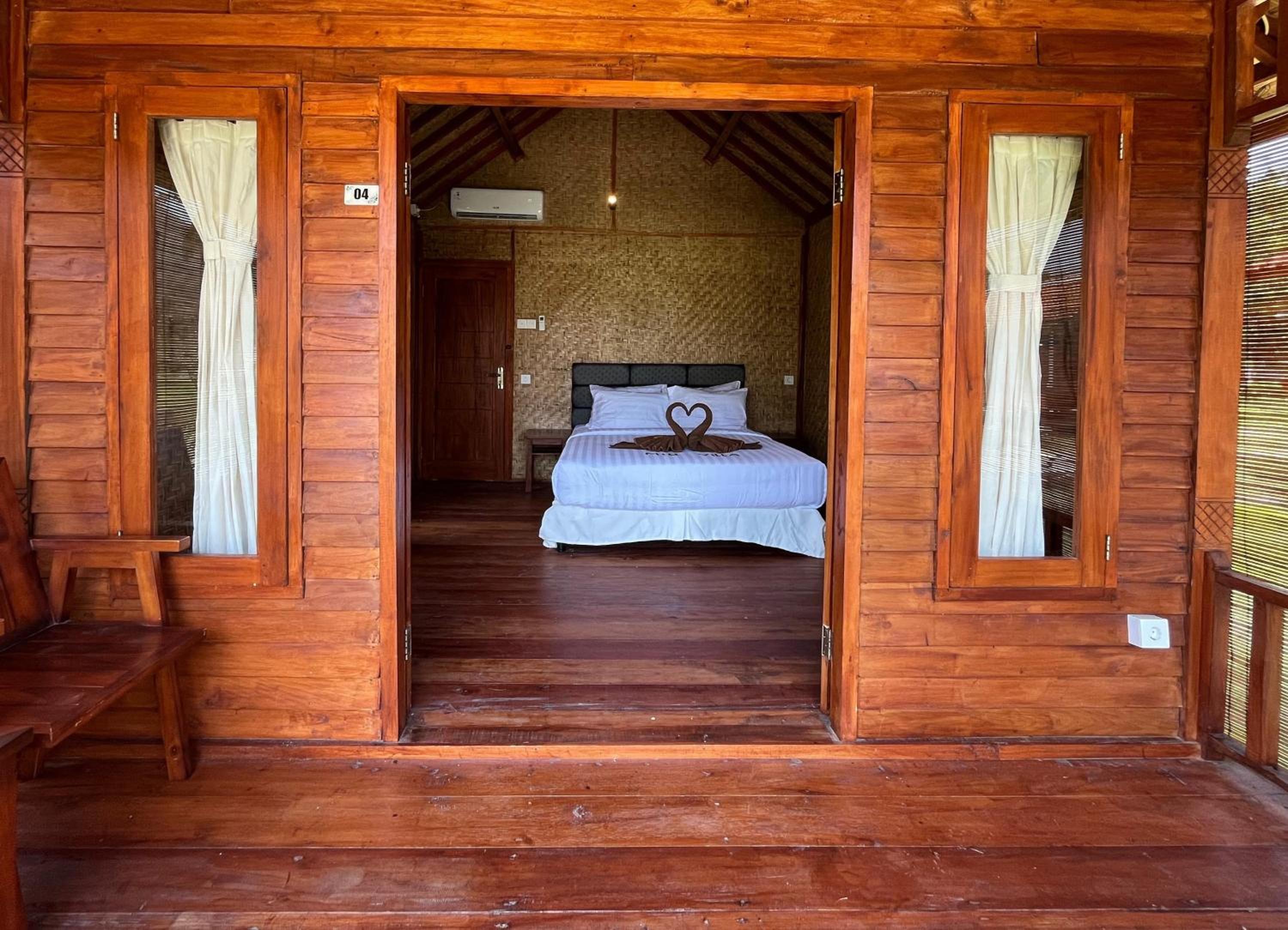 Deluxe Room - Photo 2