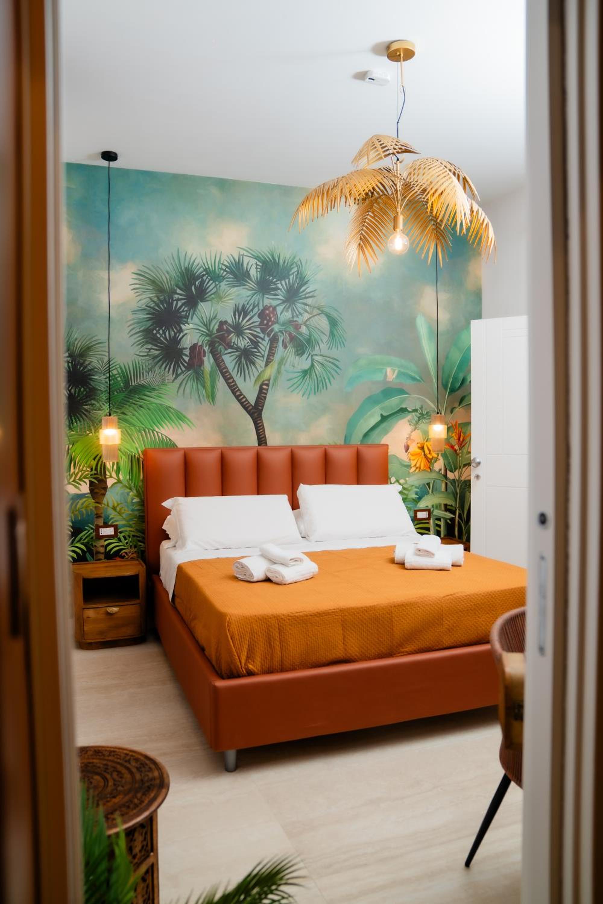 Standard Queen Room