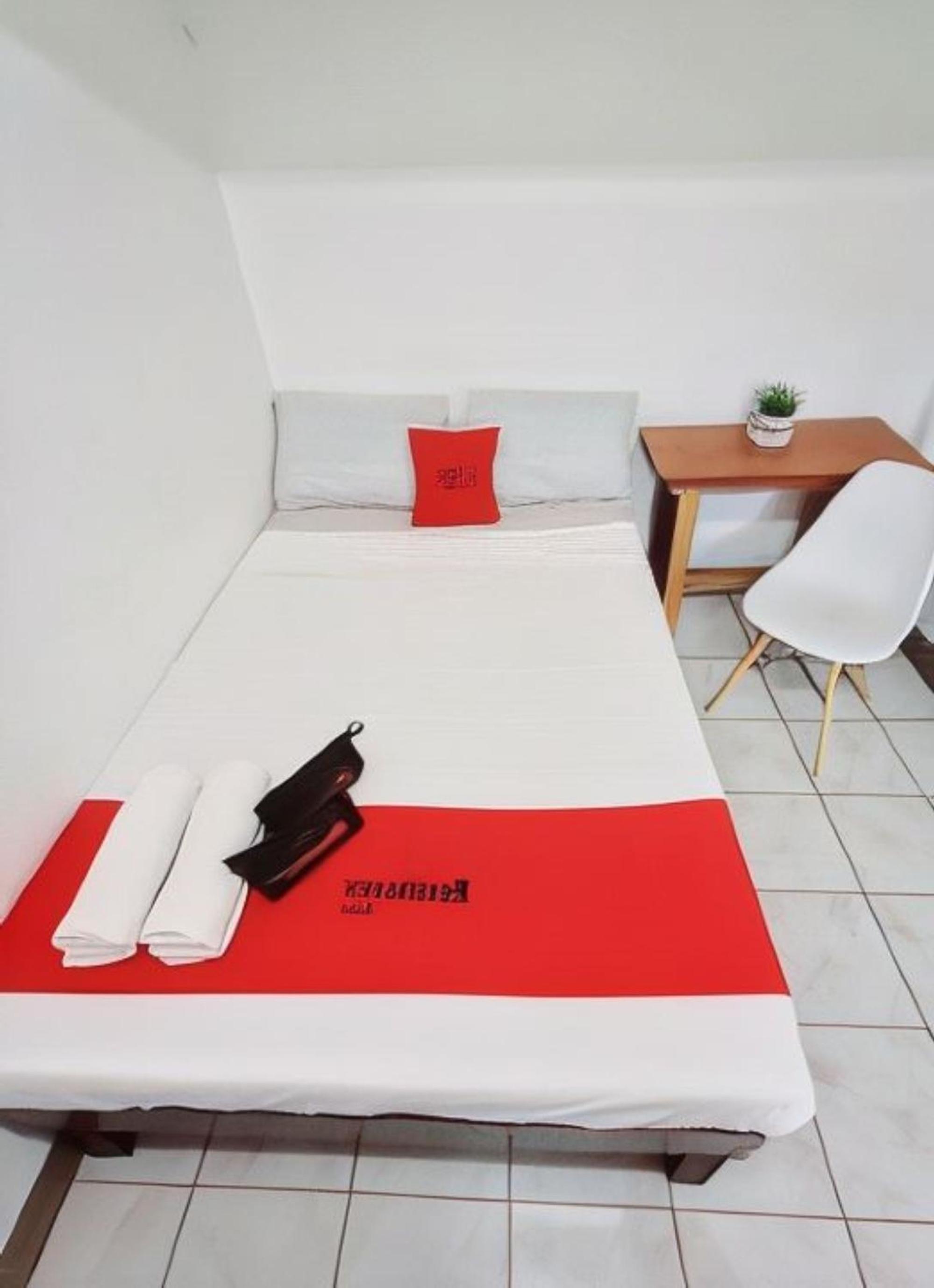 Standard Double Room with Fan photo 2
