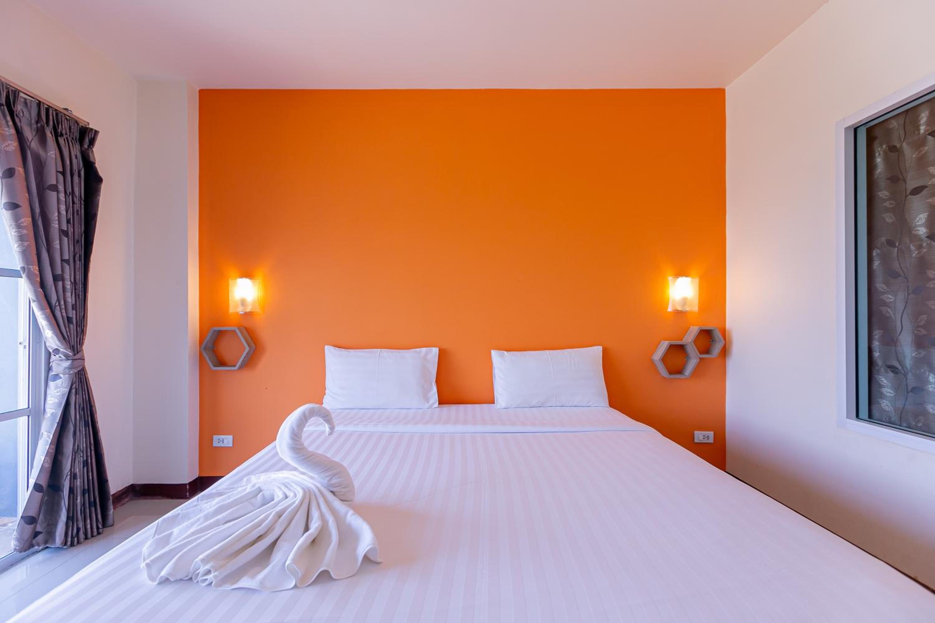 Deluxe King Room photo 3