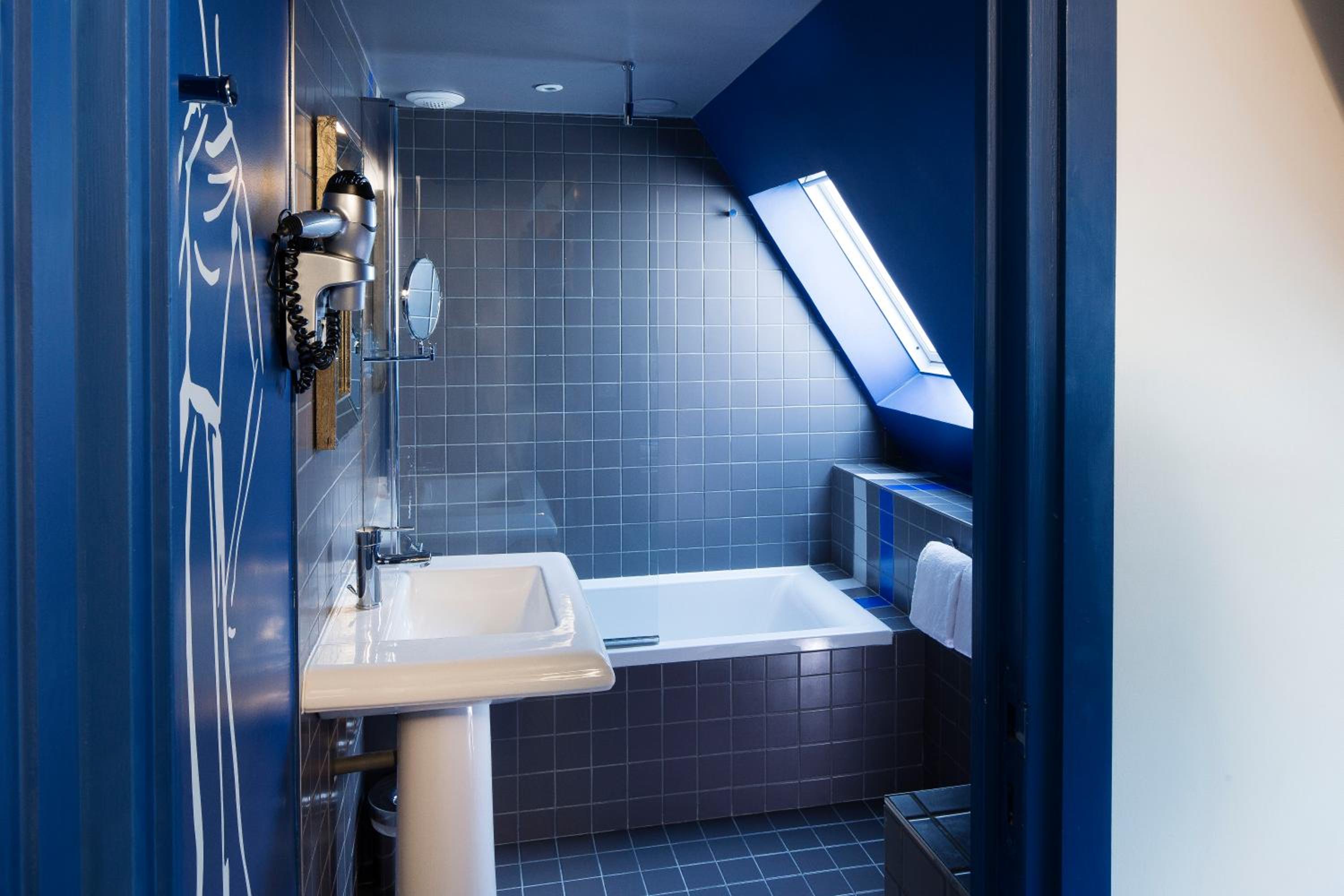 Deluxe Double or Twin Room photo 3