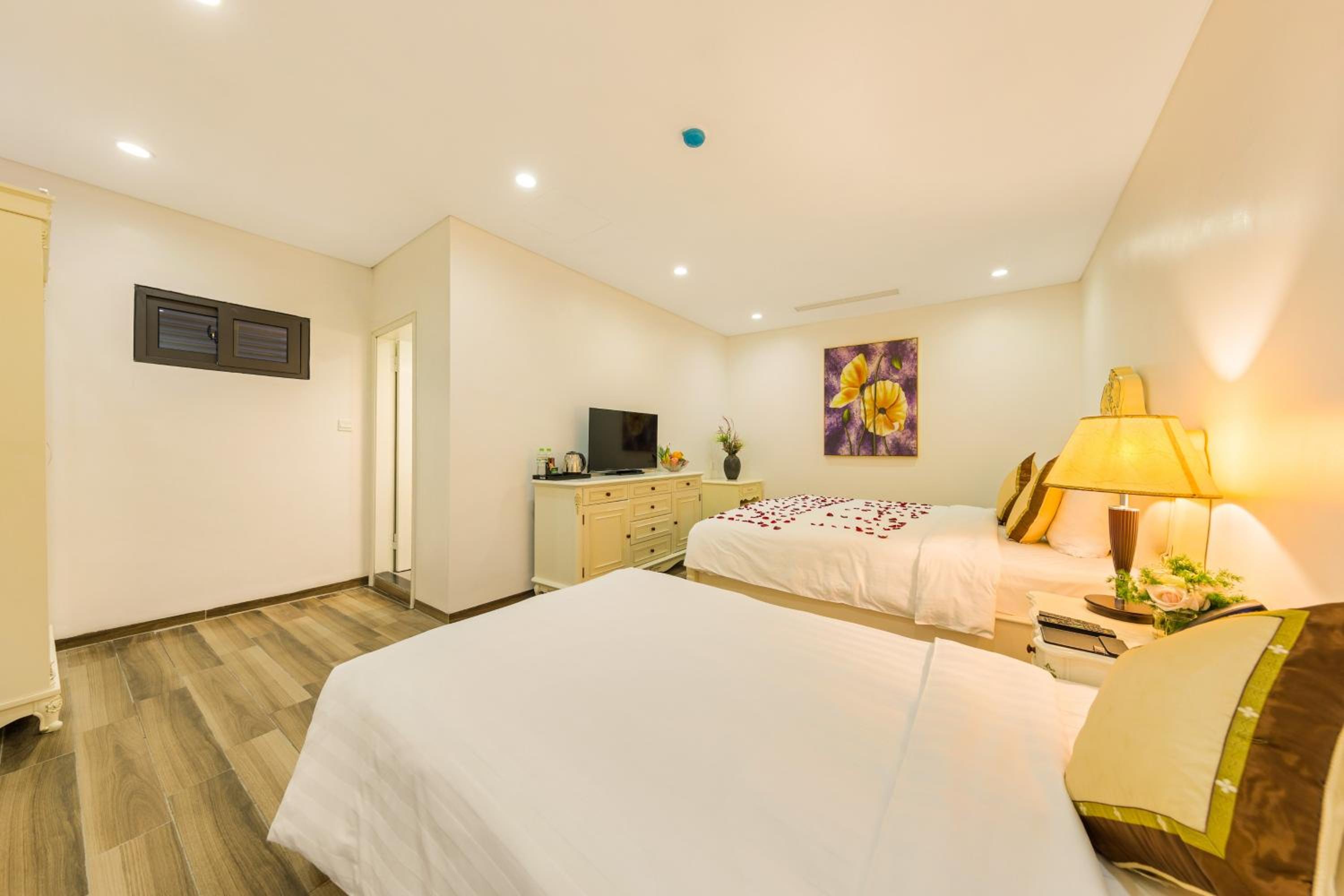 Superior Triple Room