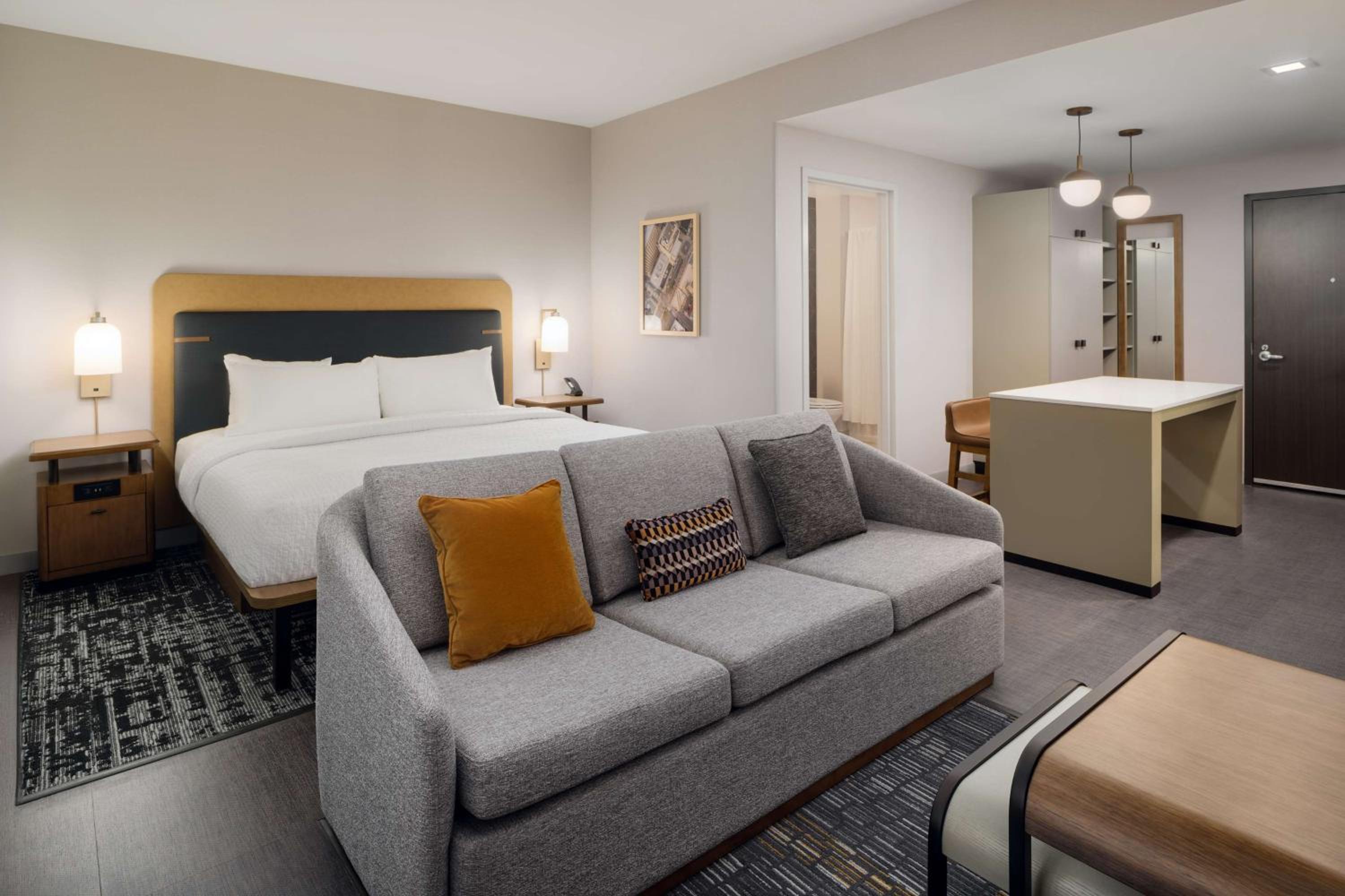 King Studio Suite - Photo 4