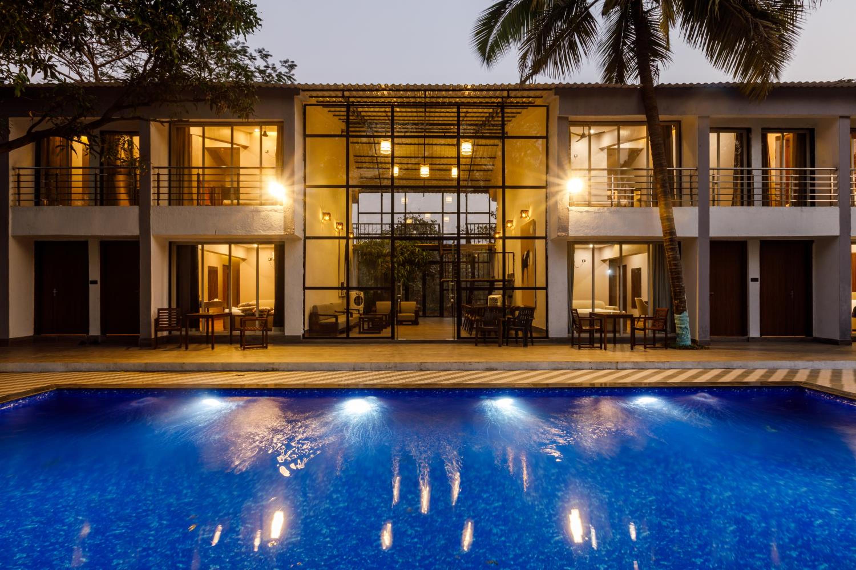 King Room with Pool View photo 1