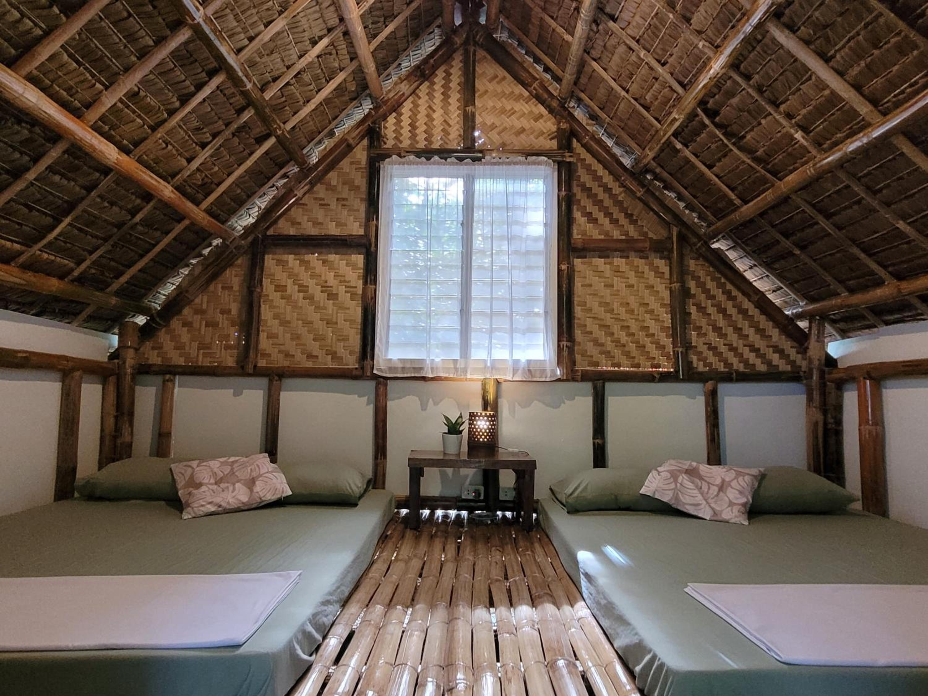 Bungalow with Fan - Photo 2