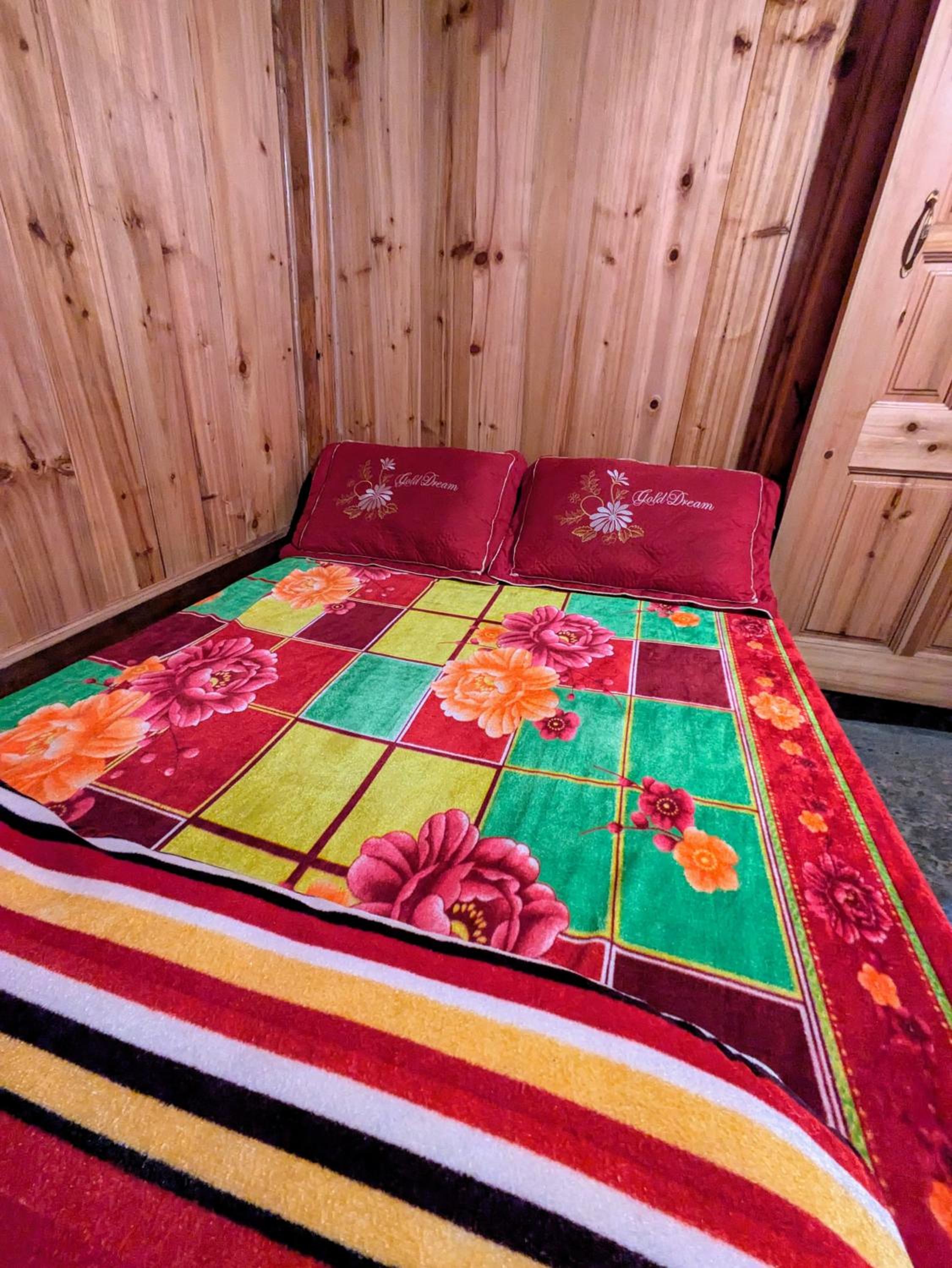 Budget Double Room photo 2