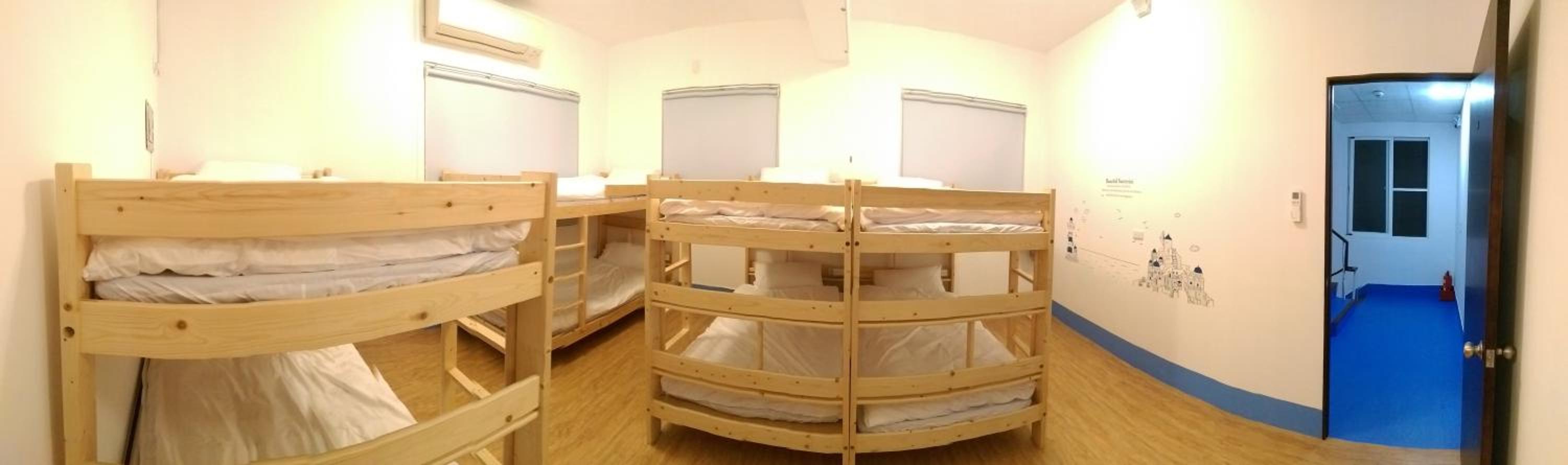 Bed in 8-Bed Mixed Dormitory Room photo 2