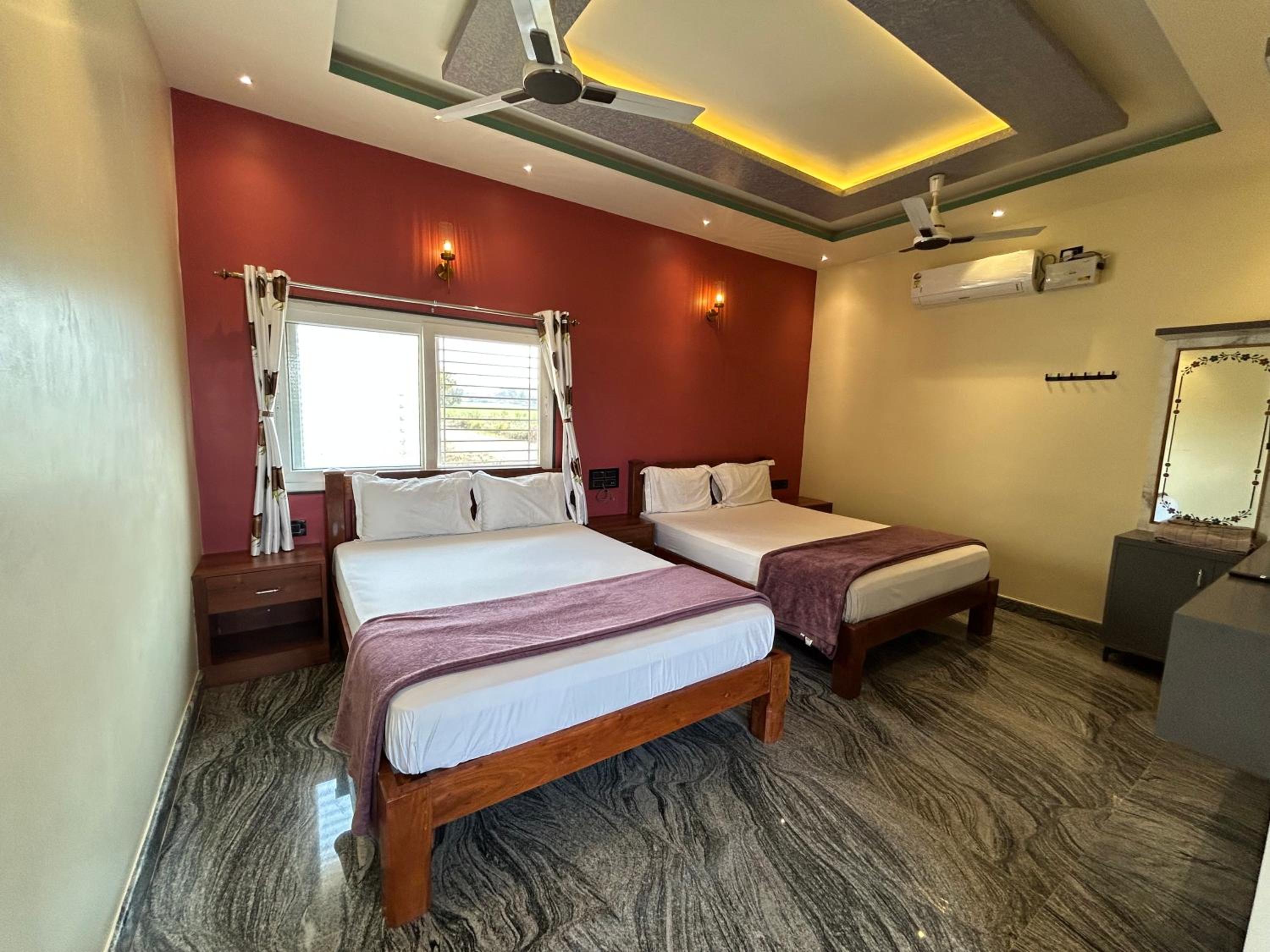Classic Quadruple Room photo 3