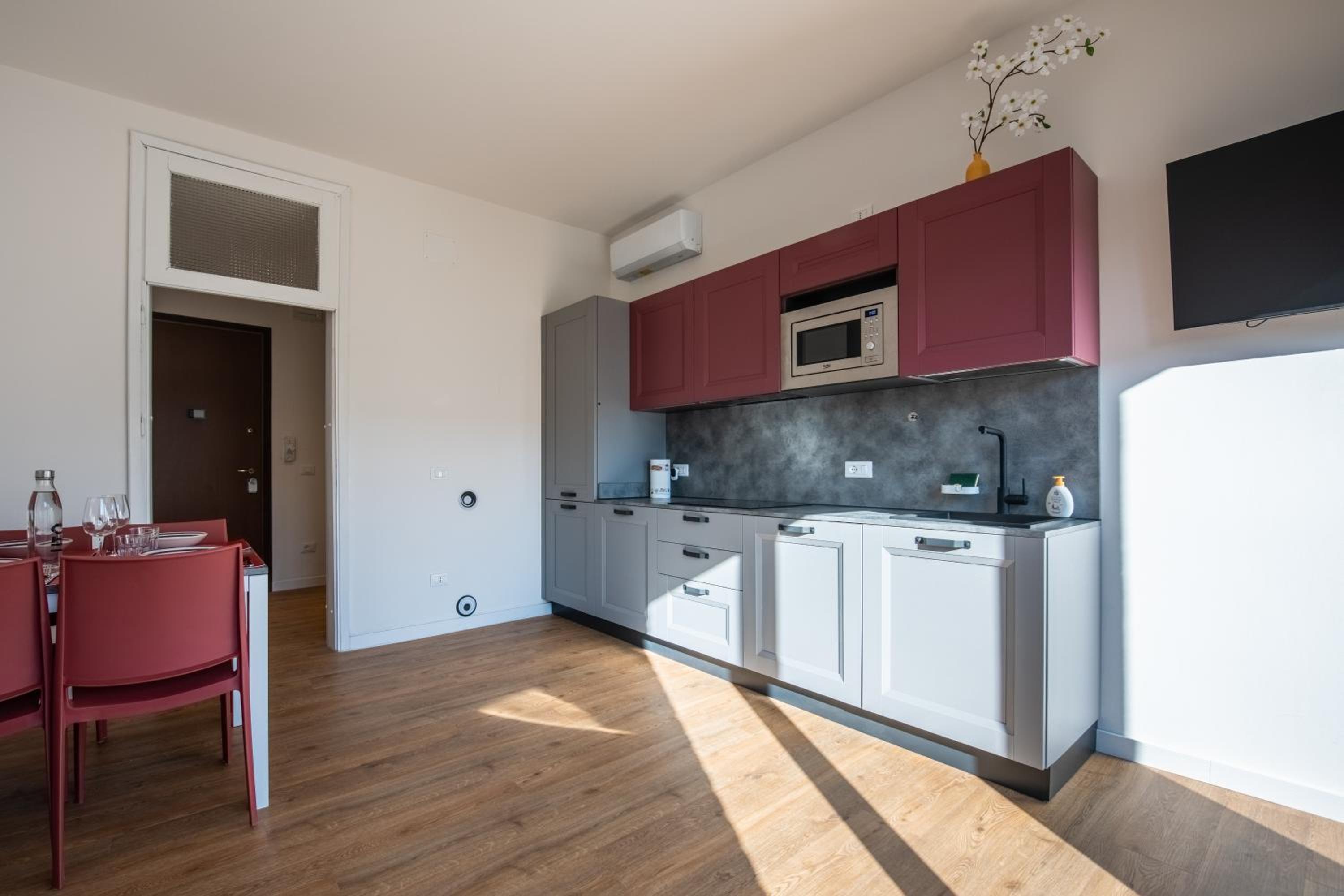 Three-Bedroom Apartment photo 1