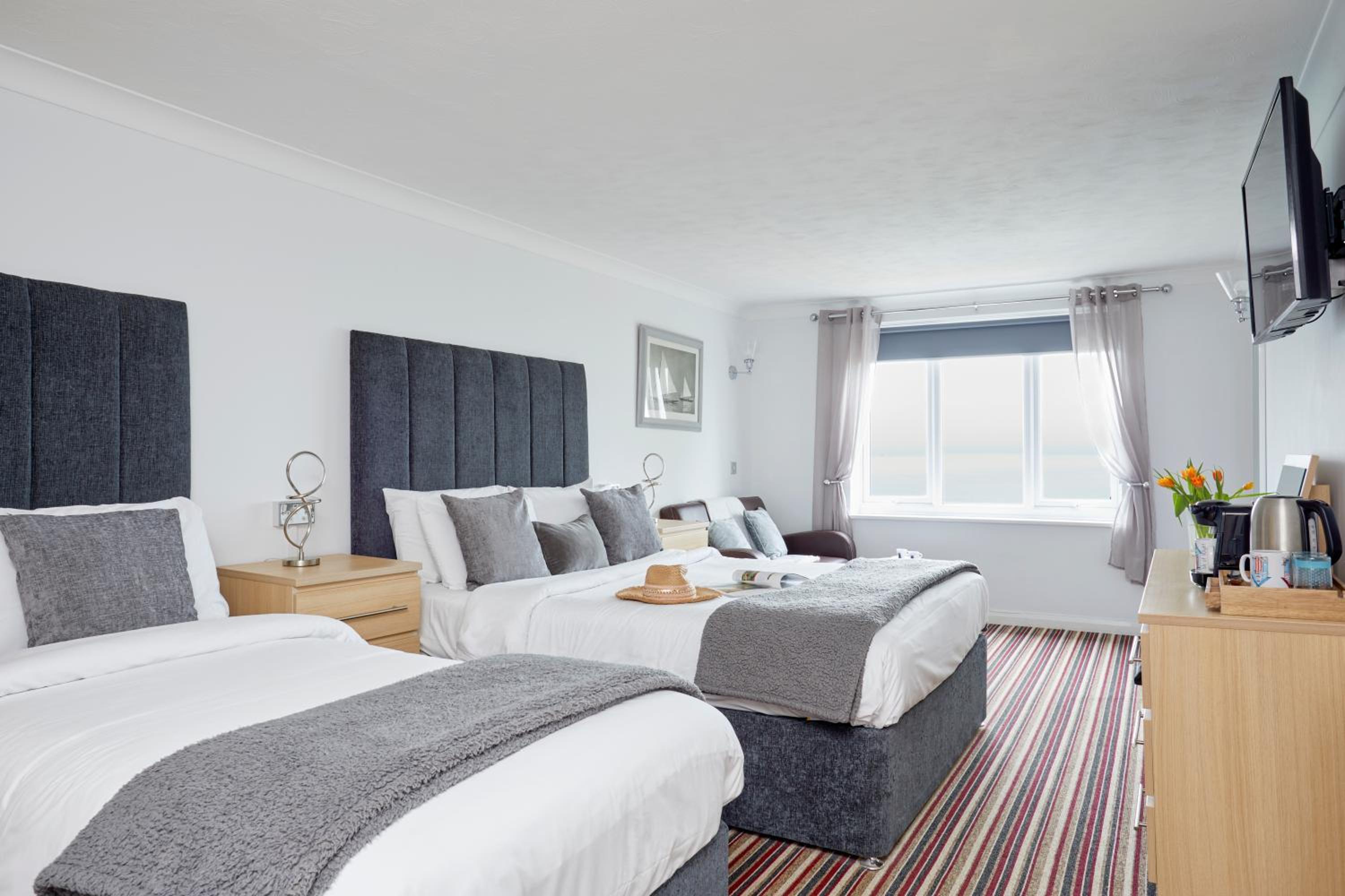 Family Room with Sea View (2 Adults + 2 Children) photo 1