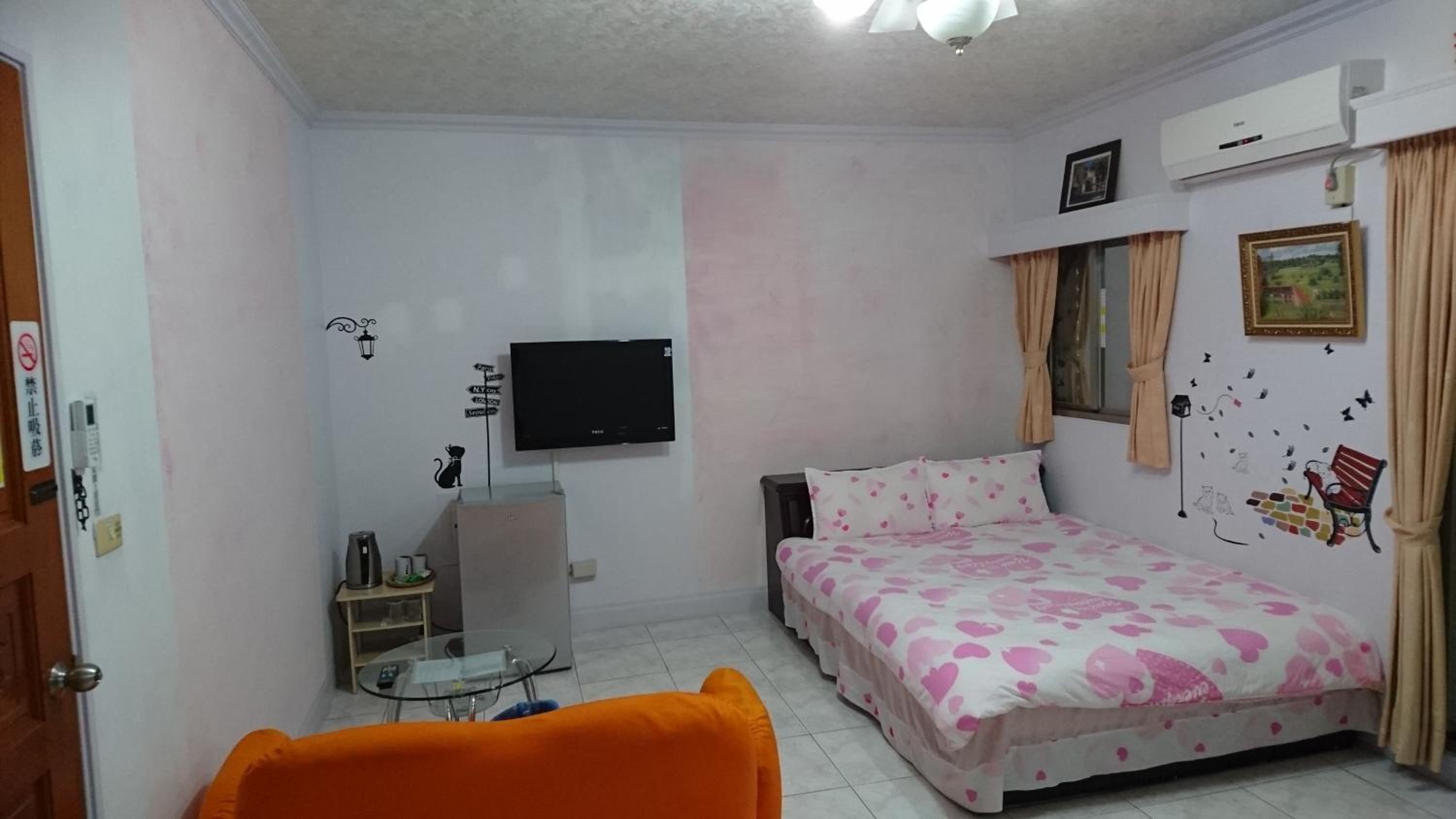 Double Room with Private Bathroom photo 1