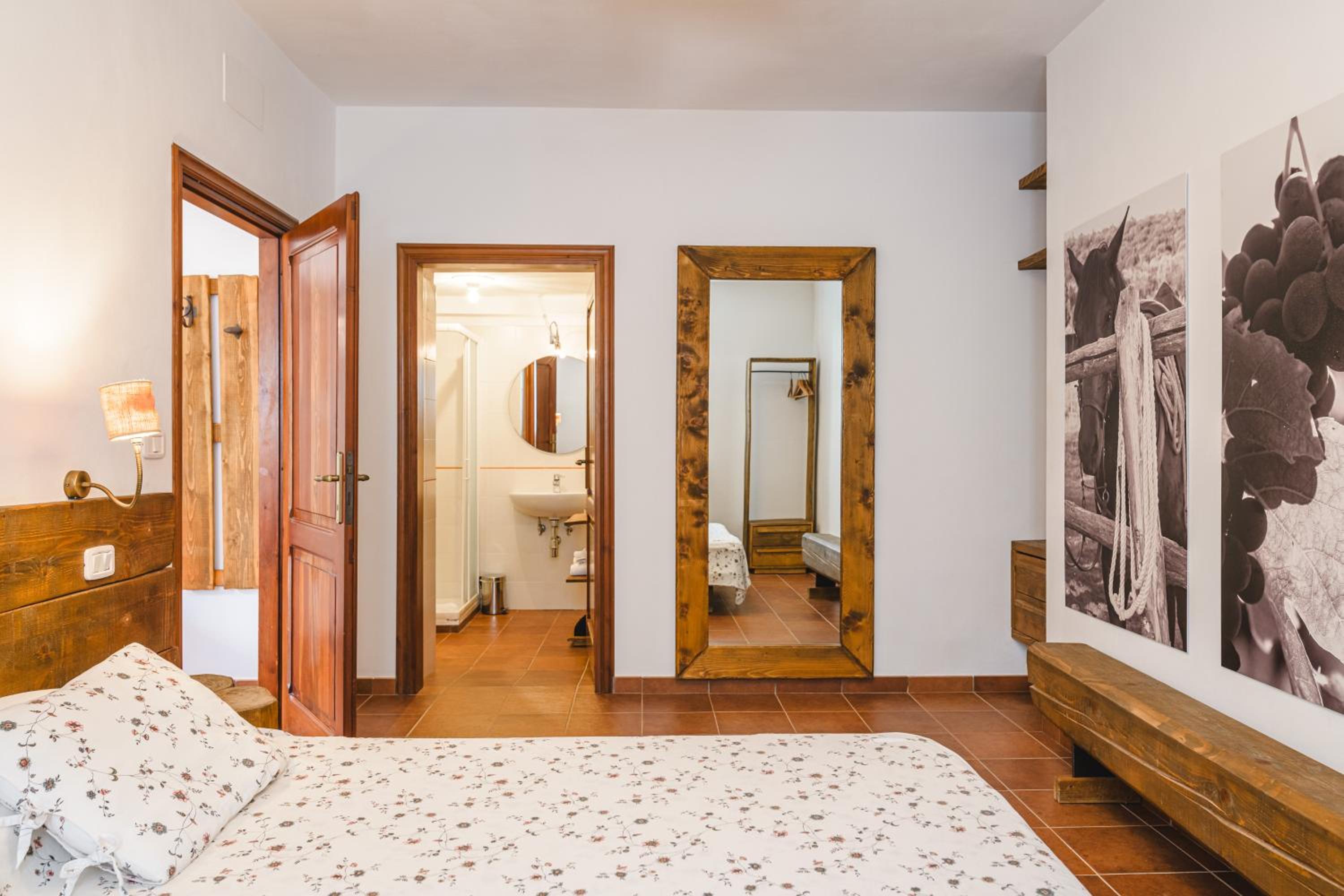 Apartment photo 2
