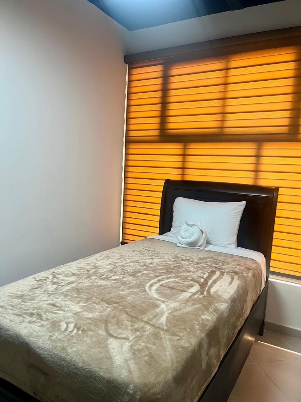 Basic Triple Room photo 3