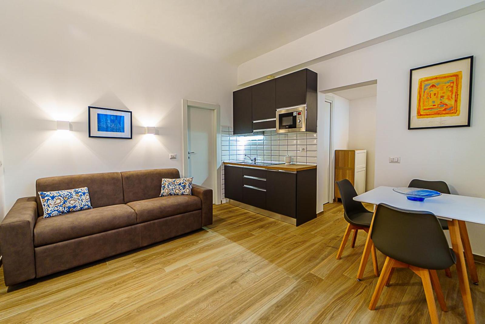 One-Bedroom Apartment
