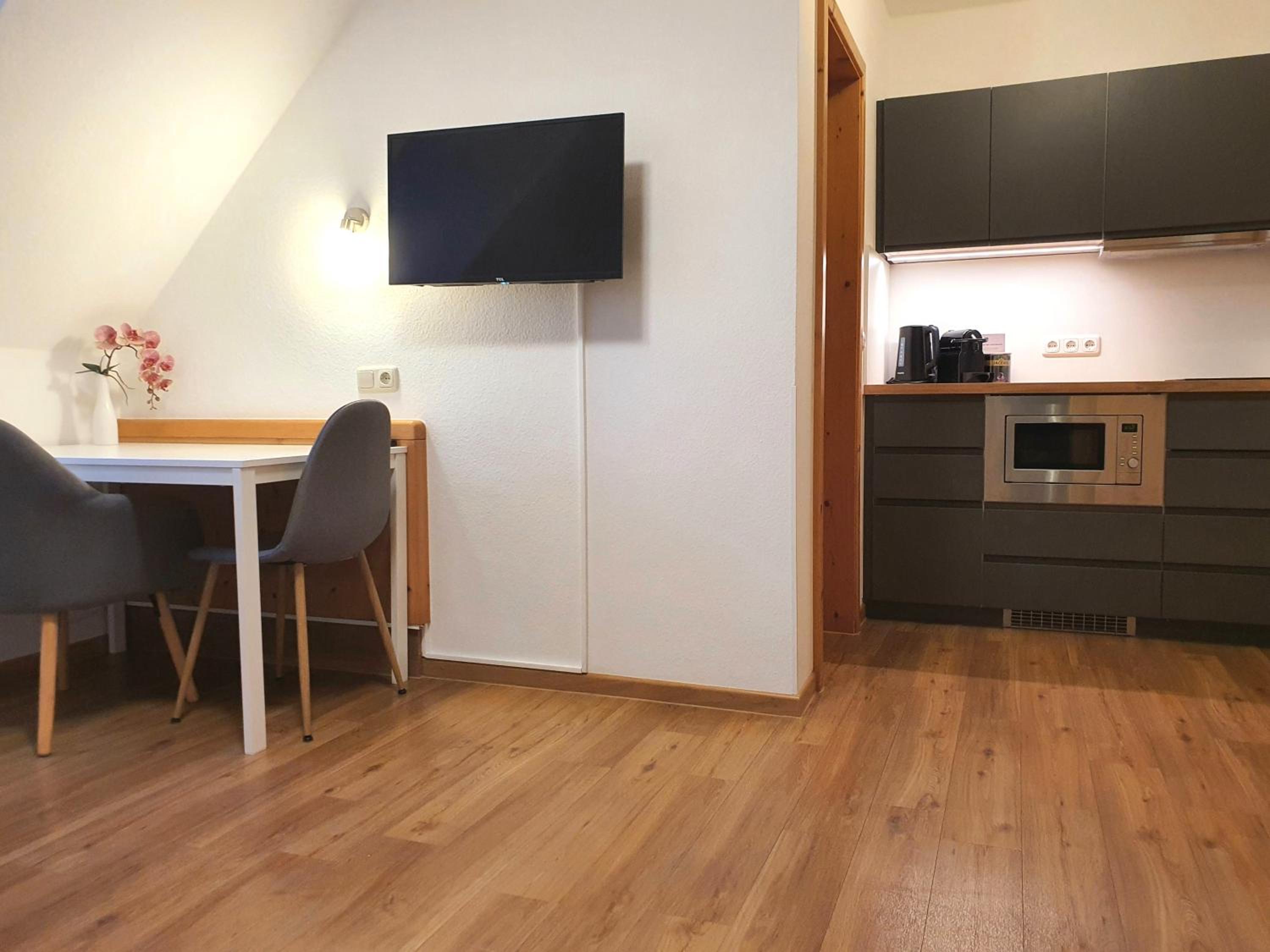 Apartment photo 2