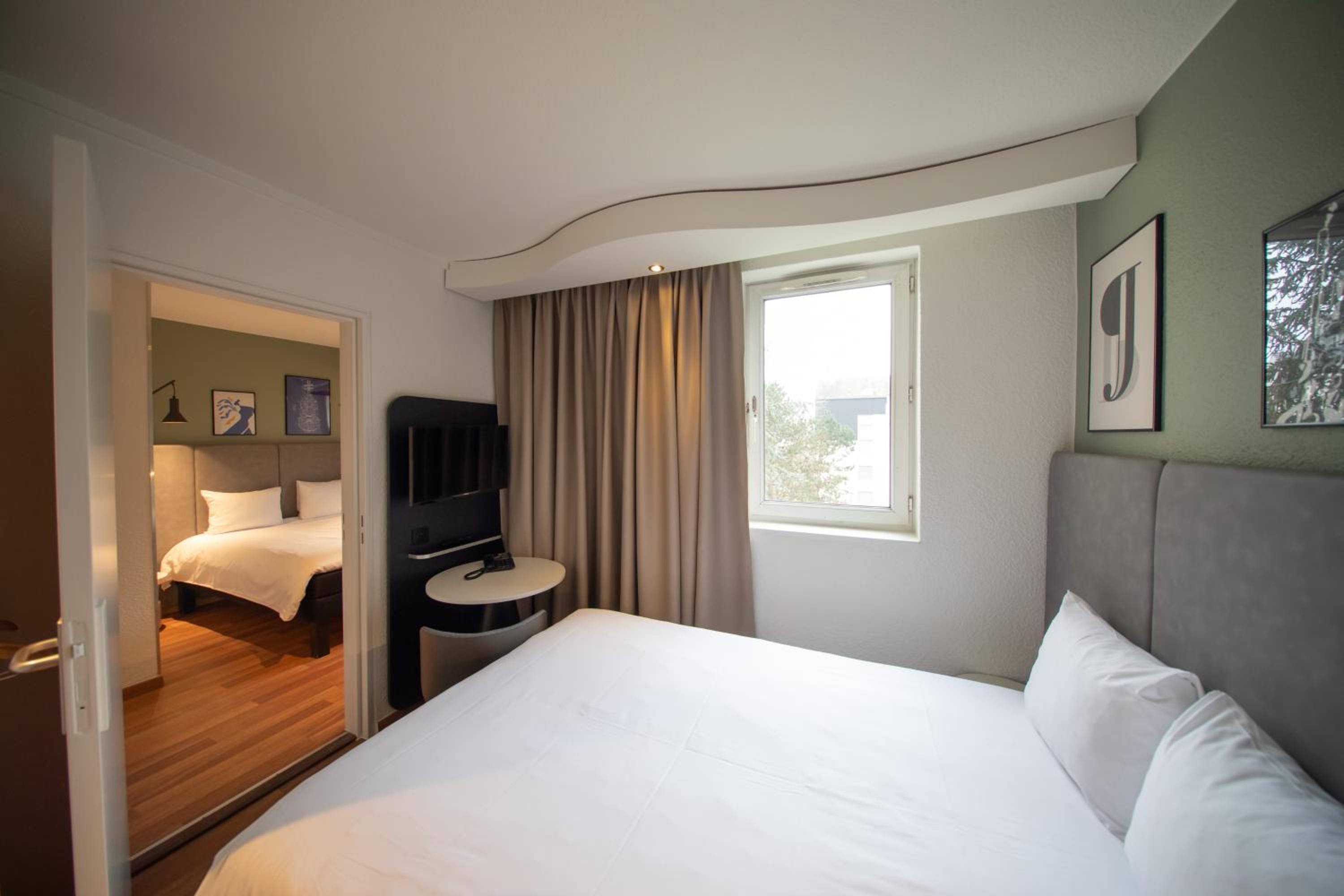 Standard Double Room - Photo 6