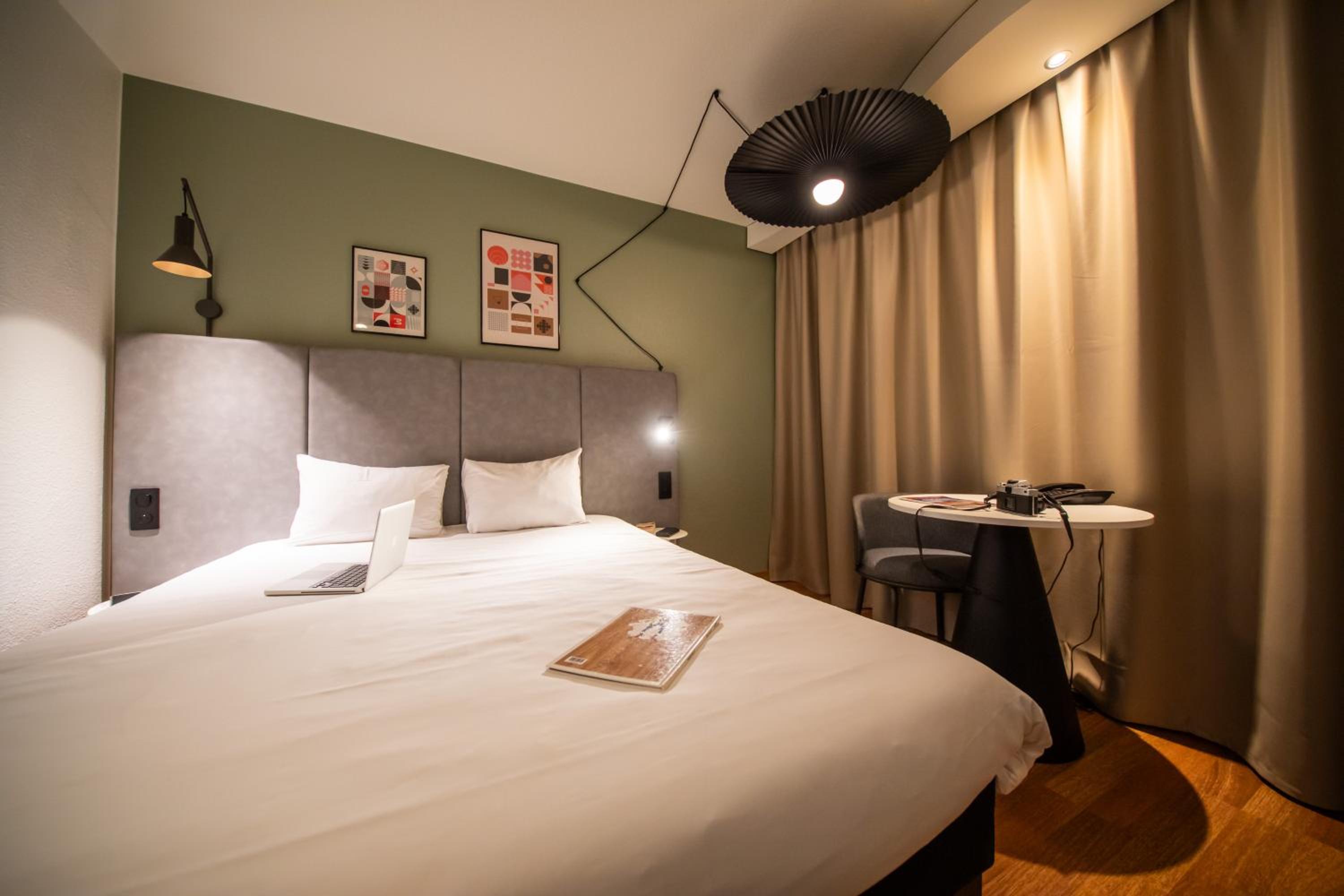 Standard Double Room - Photo 3