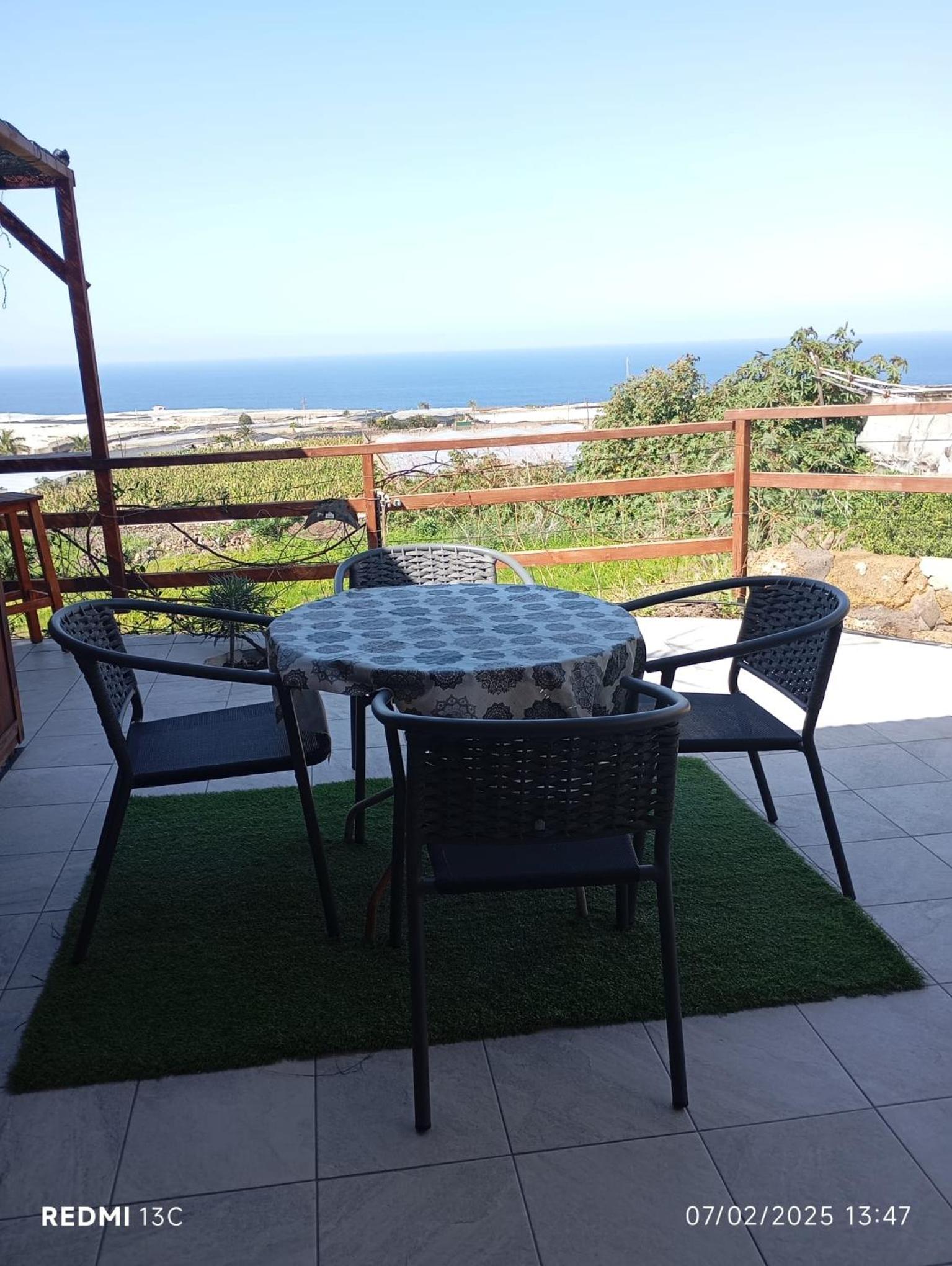 Family Room with Terrace photo 2