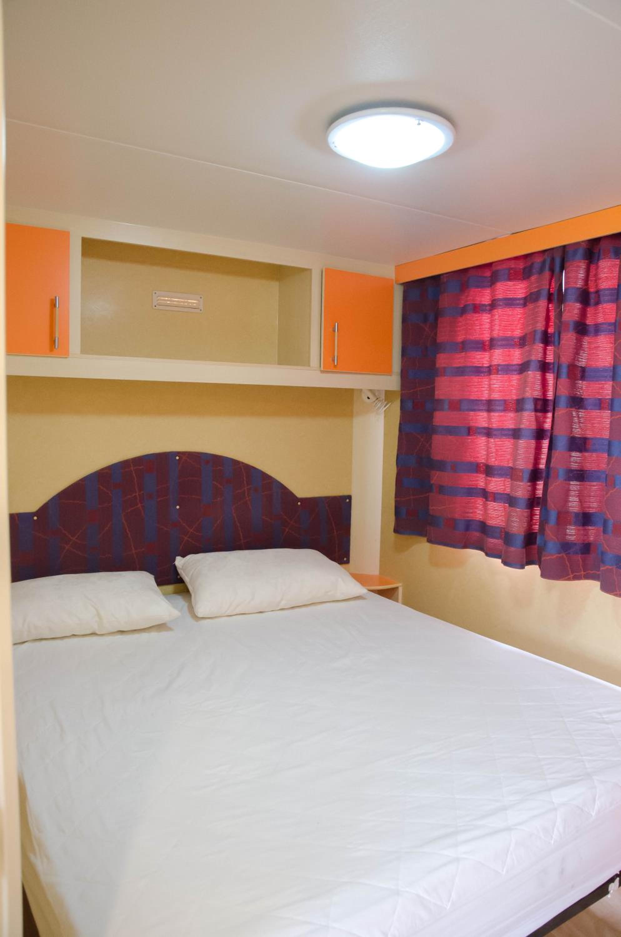 Two-Bedroom Apartment (6 Adults) photo 3