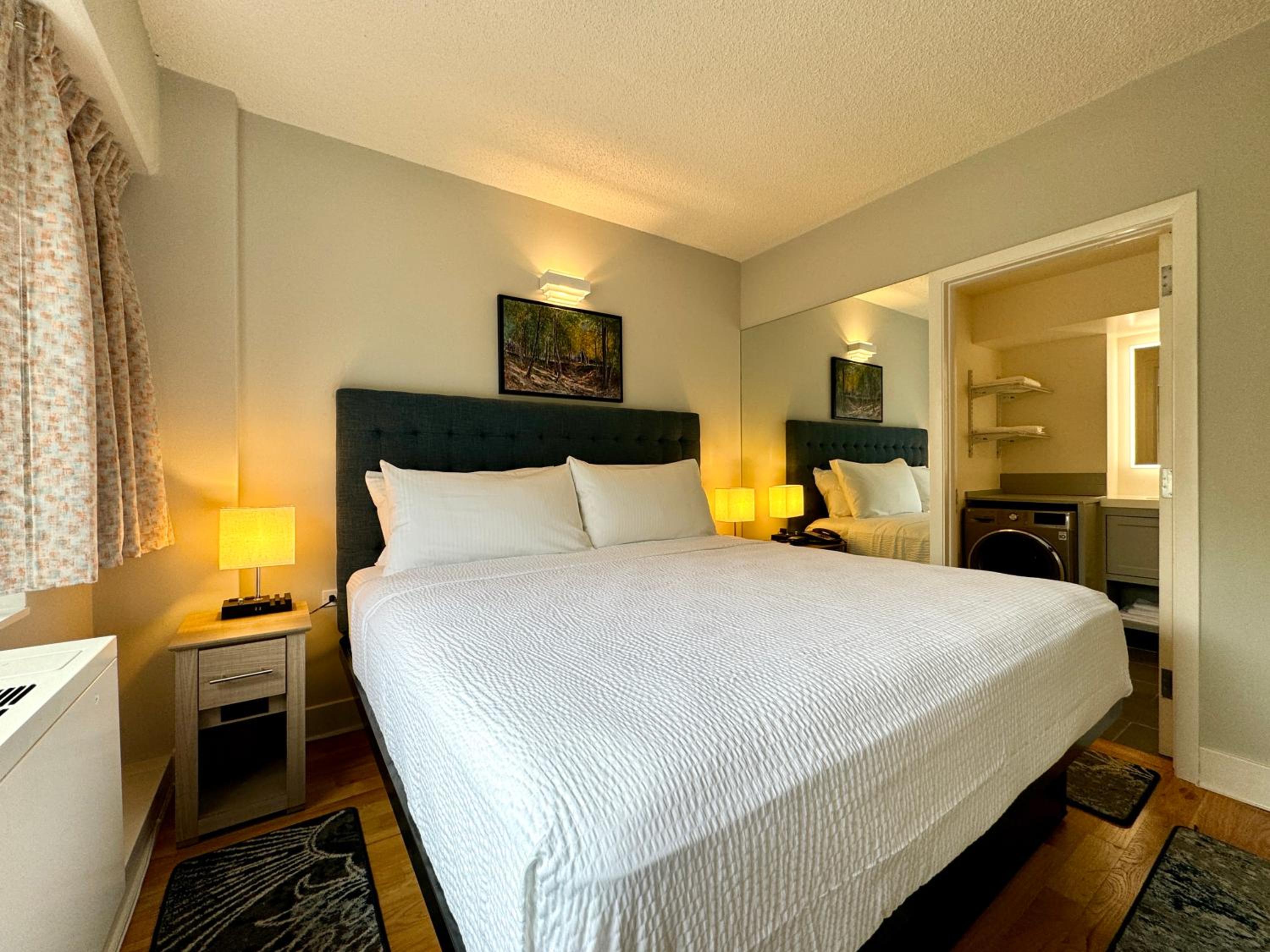 One-Bedroom Garden View Suite