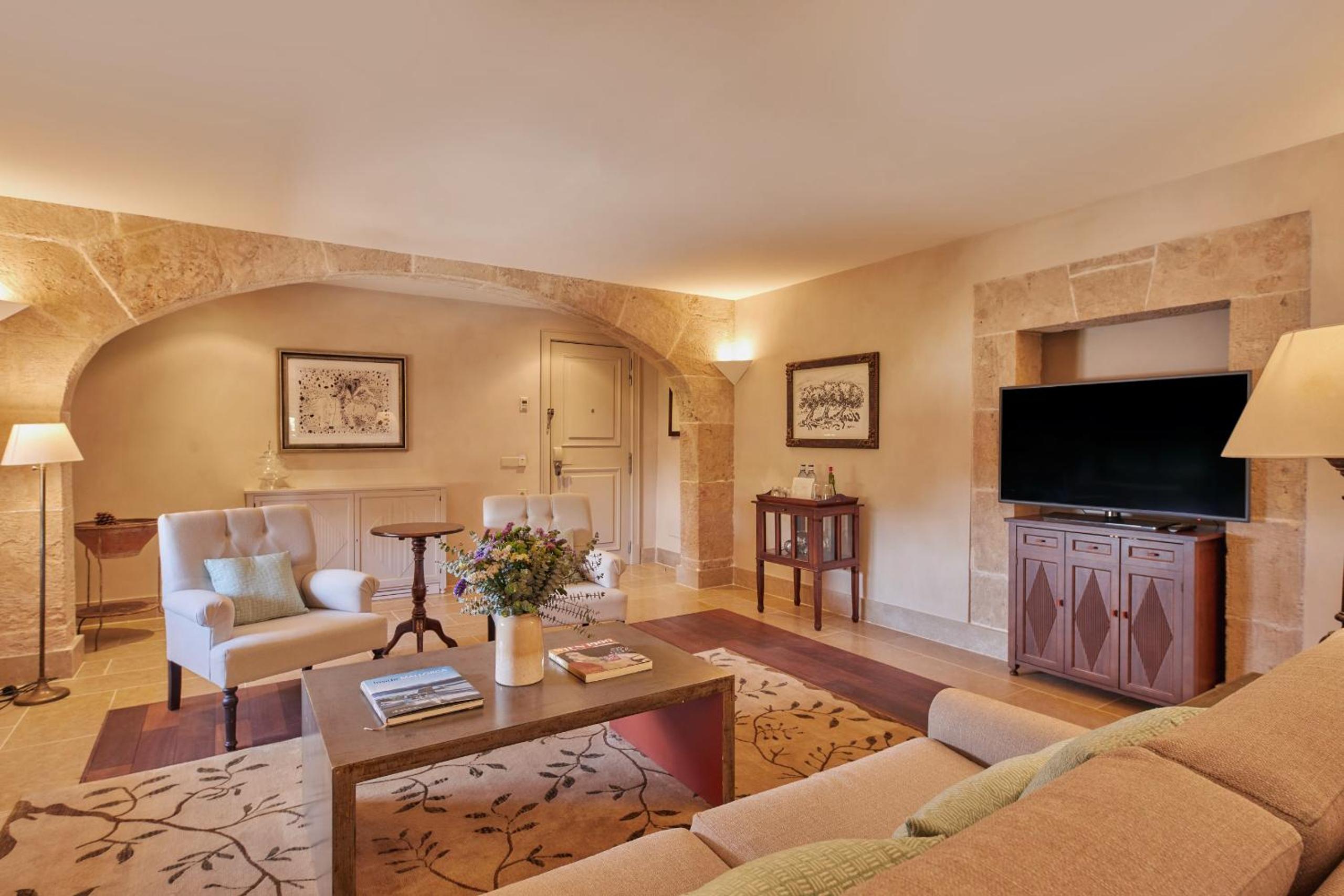 Elegant Suite