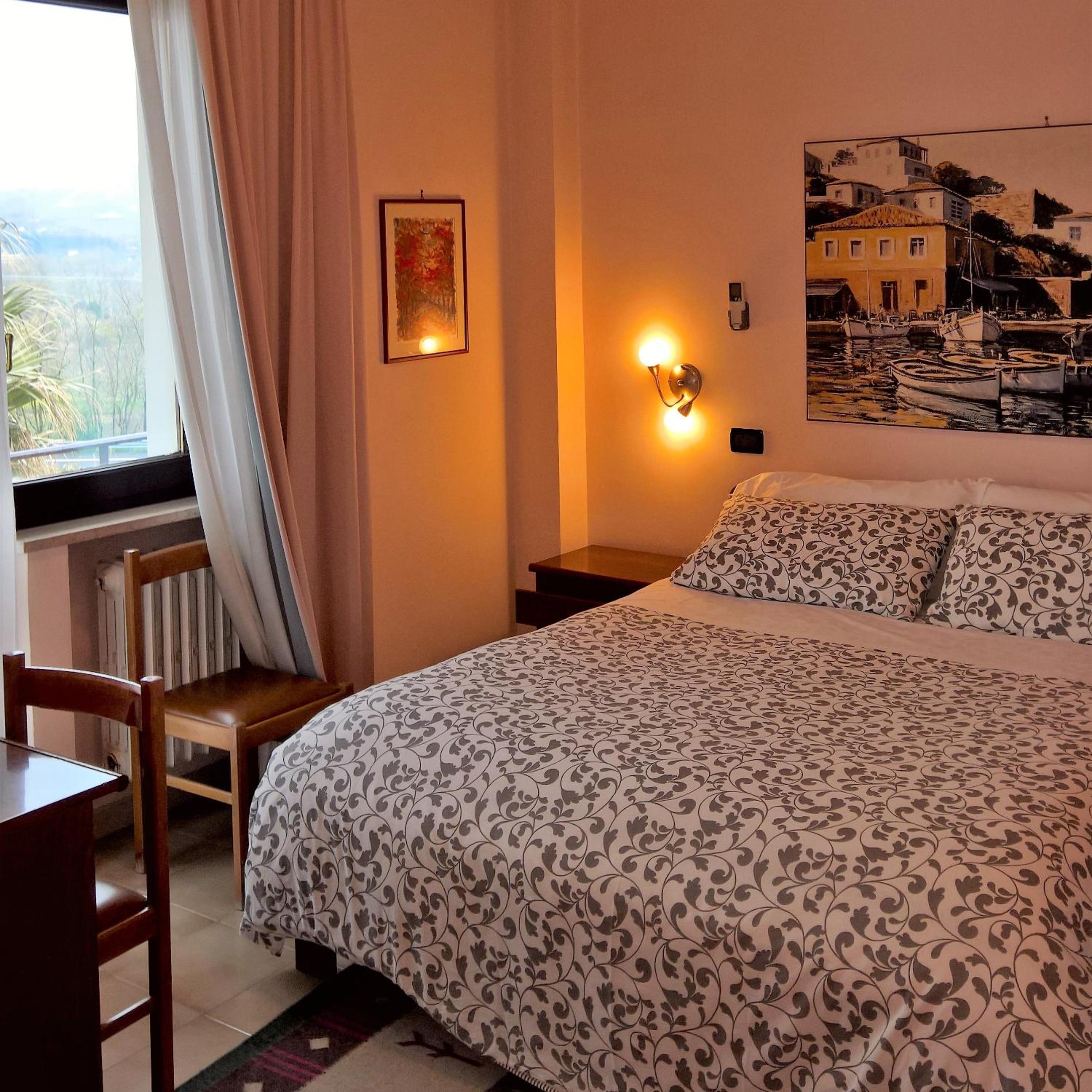 Double Room - Photo 4