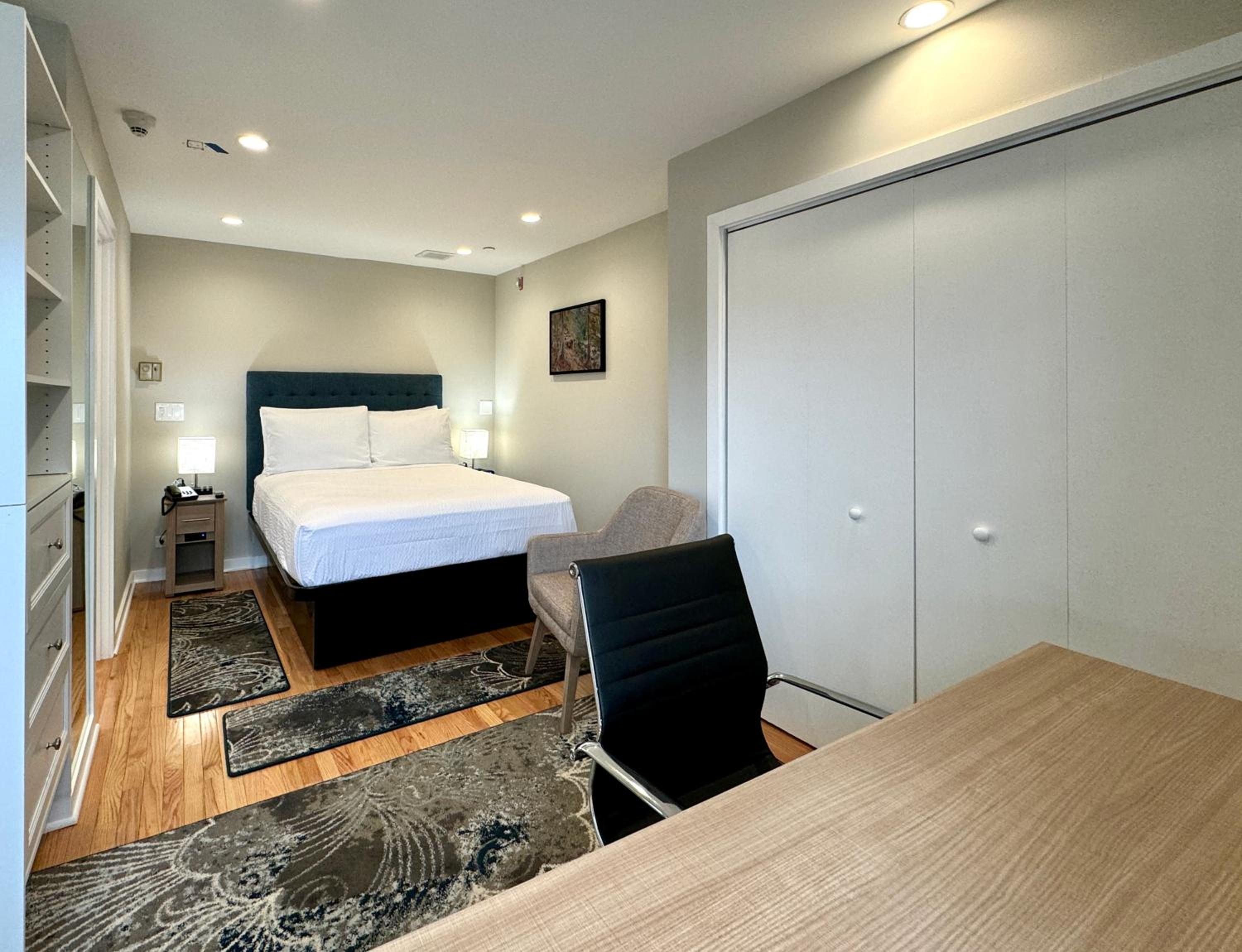 One Bedroom Deluxe Penthouse