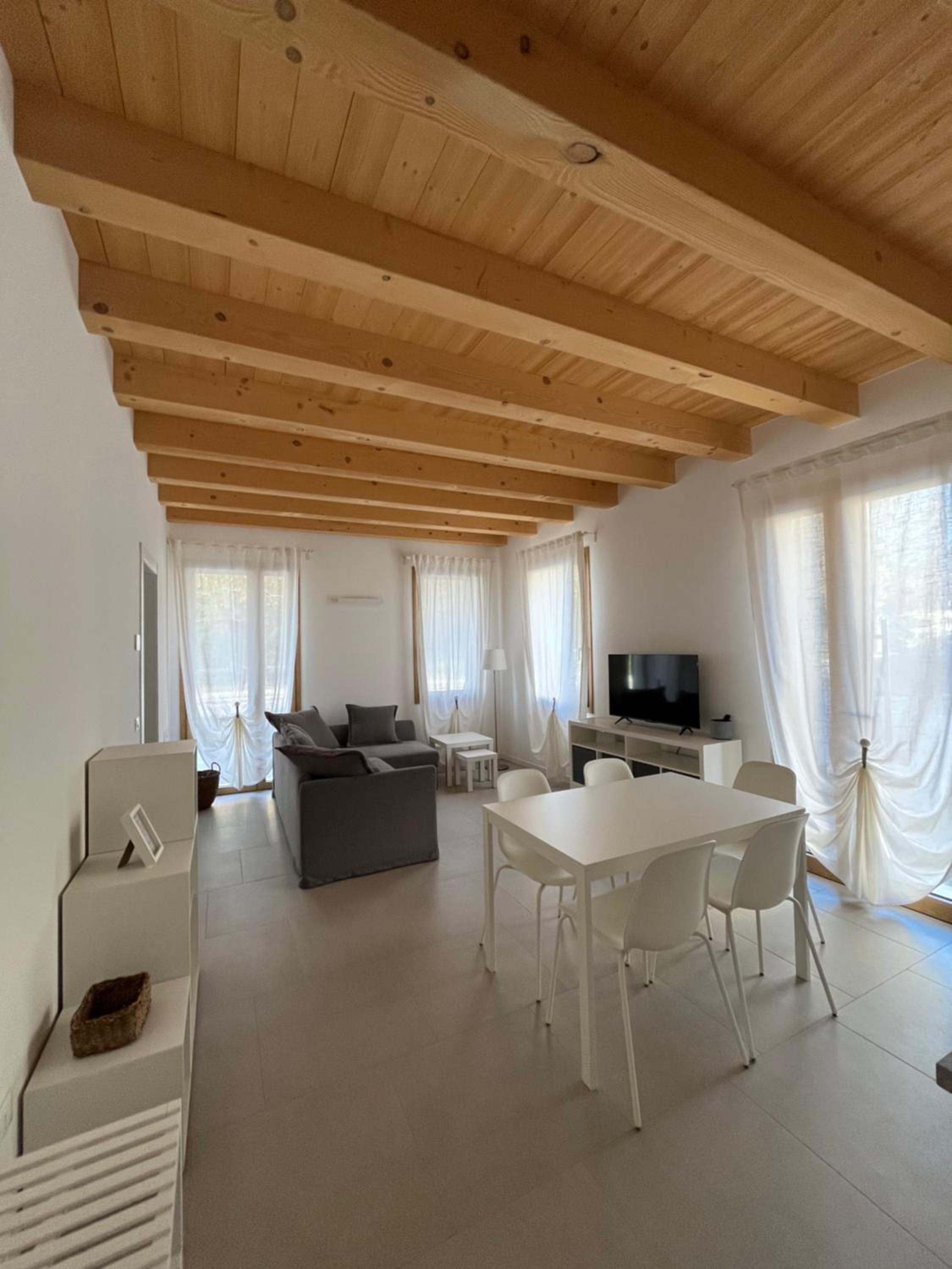 One-Bedroom Apartment with City View