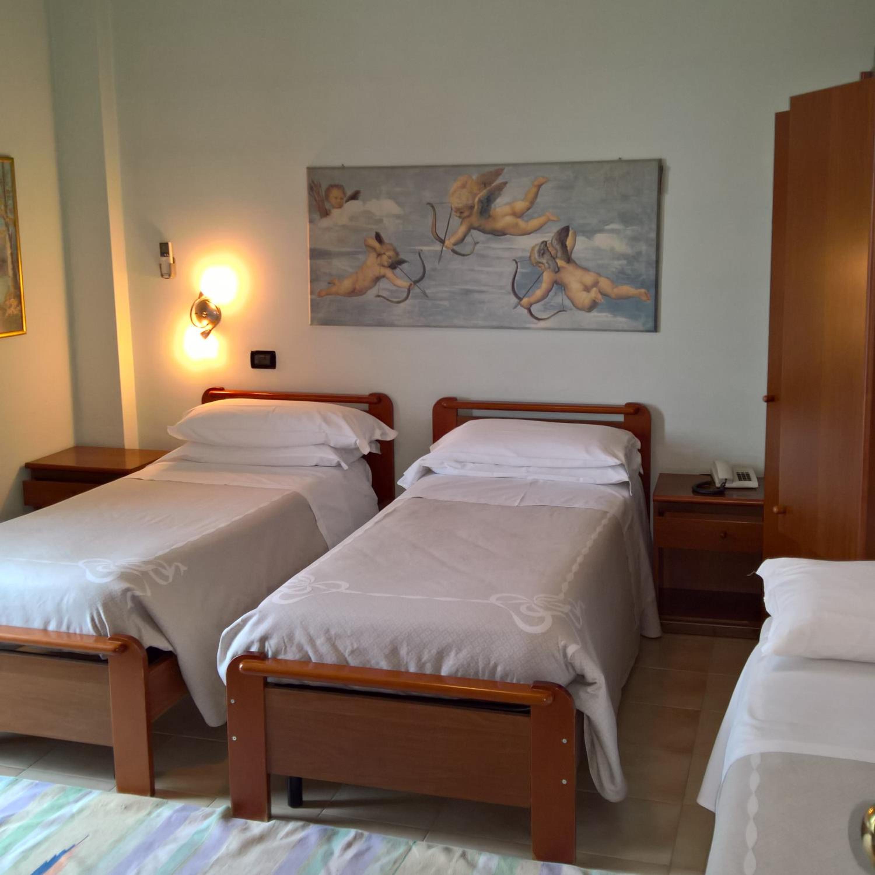 Triple Room - Photo 1