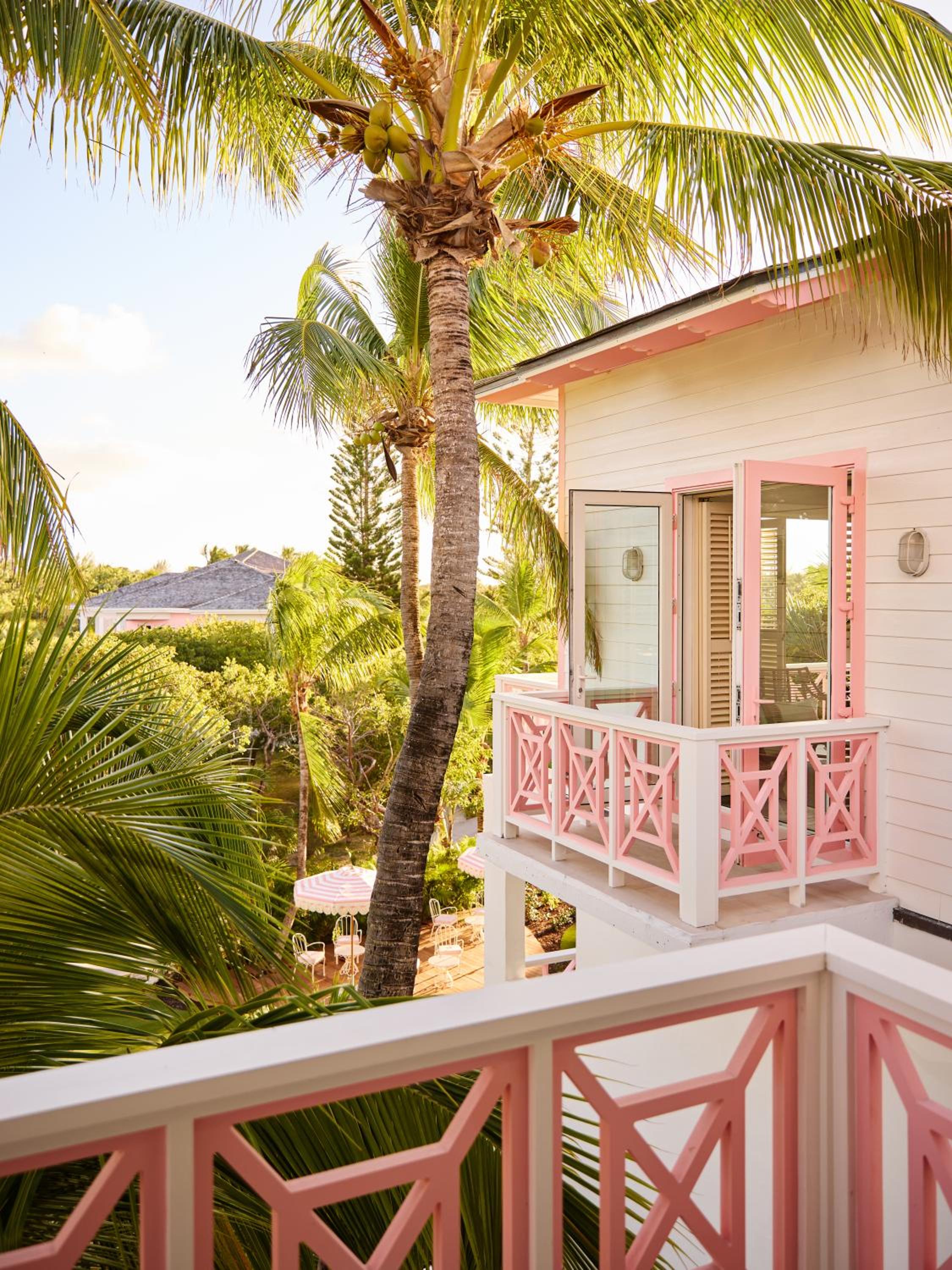 Premier Ocean View Suite with Balcony photo 2