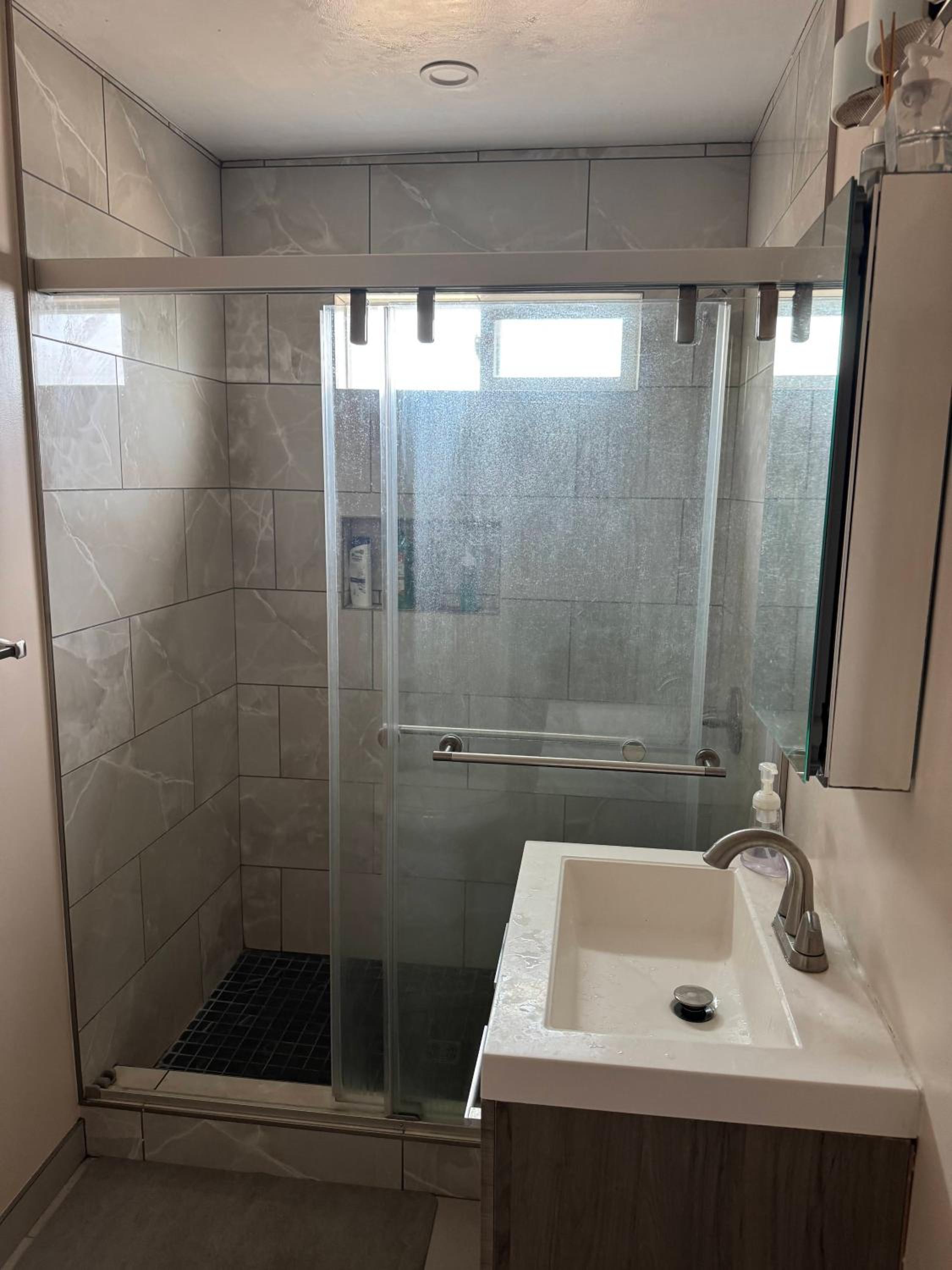 Deluxe Double Room with Balcony photo 3