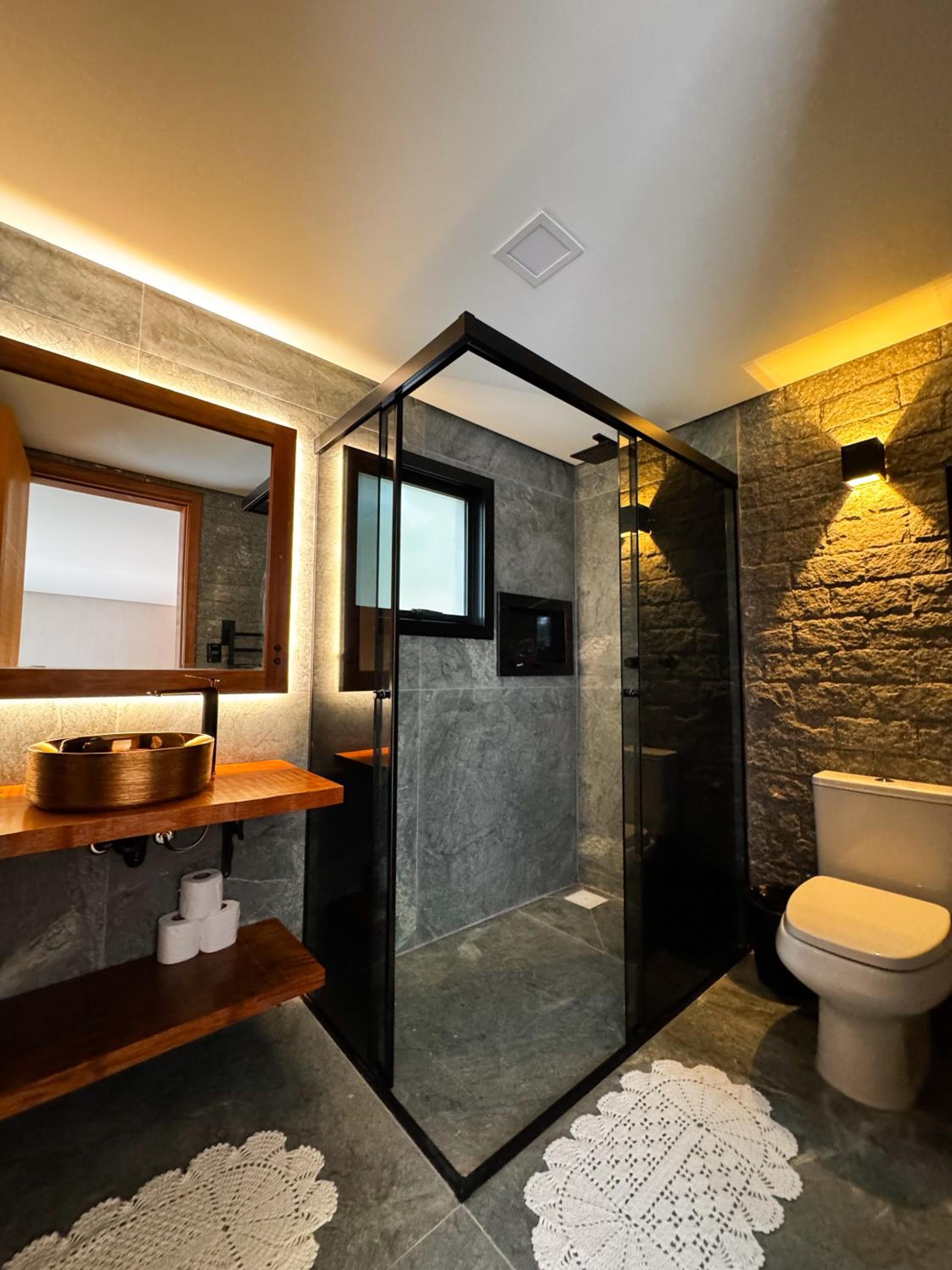 Two-Bedroom Chalet - Photo 33
