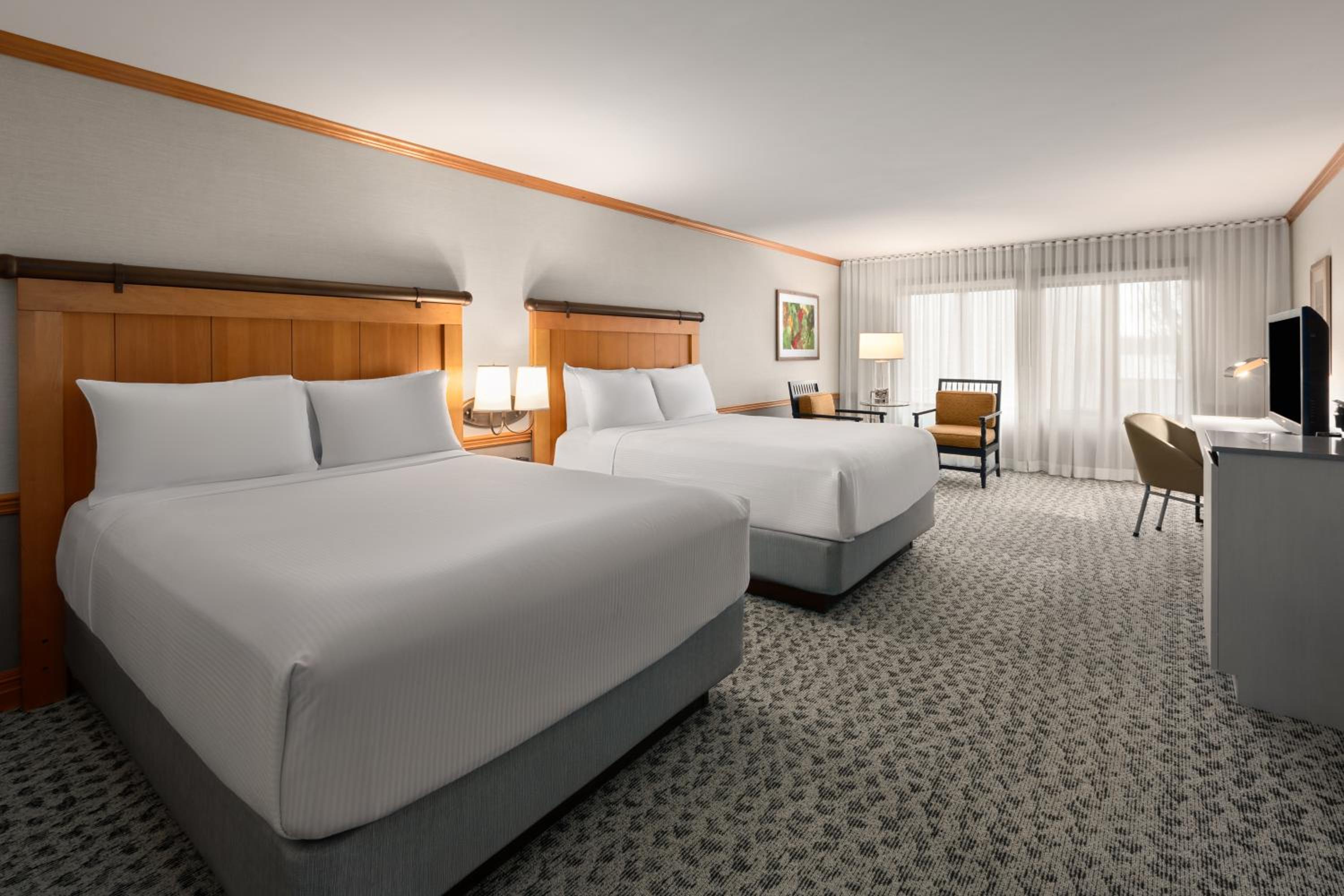 Queen Room with Two Queen Beds - Non-Smoking - Photo 1