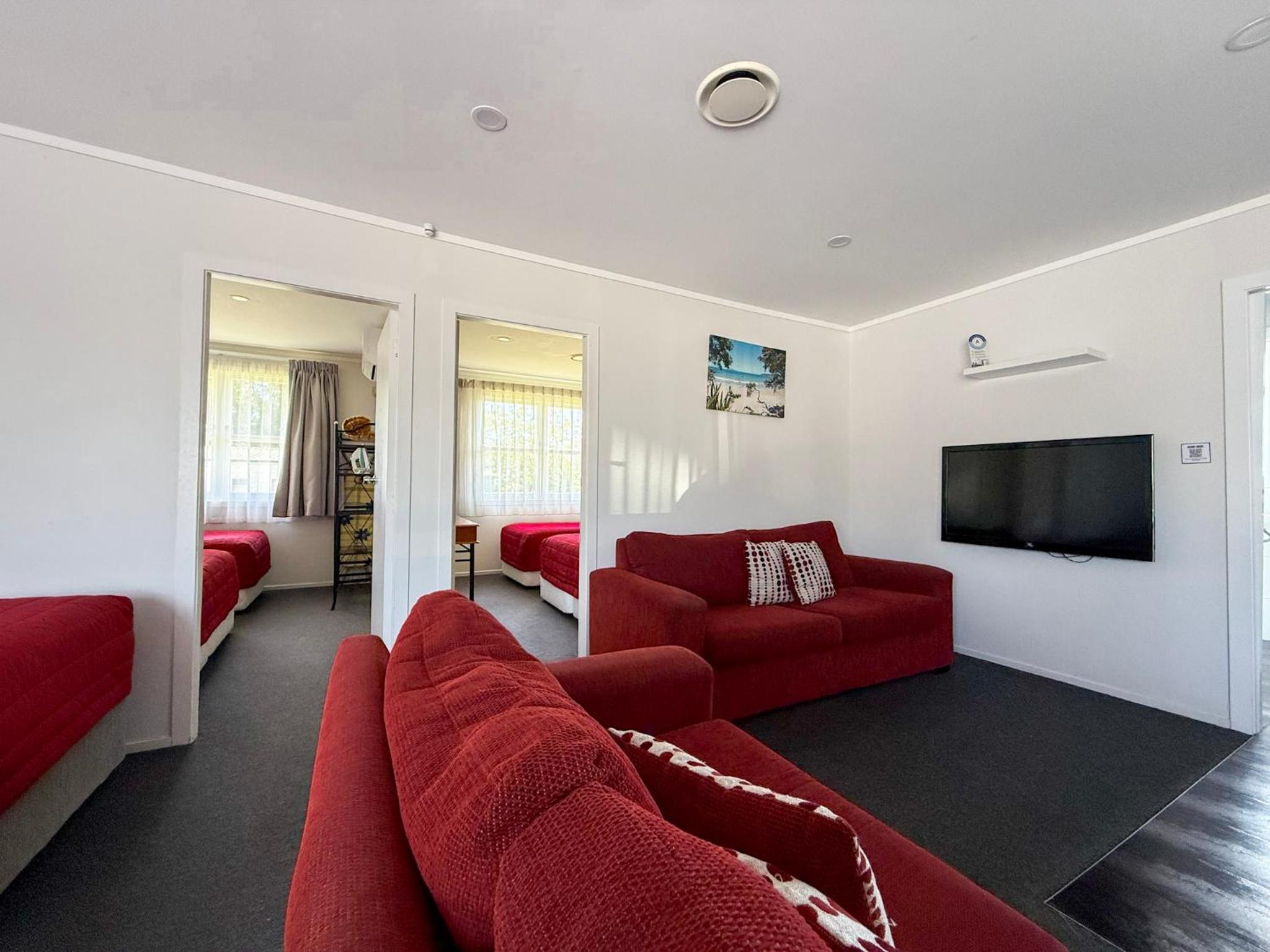 Family 2 Bedroom Apartment - Photo 1