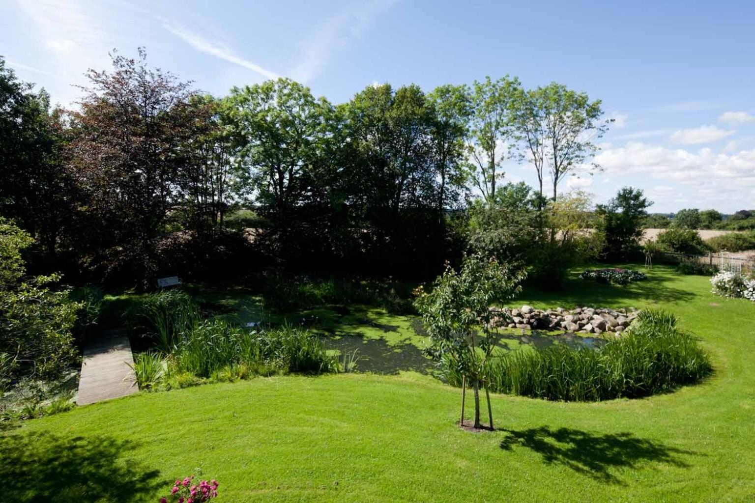 Apartment with Garden View - Photo 12