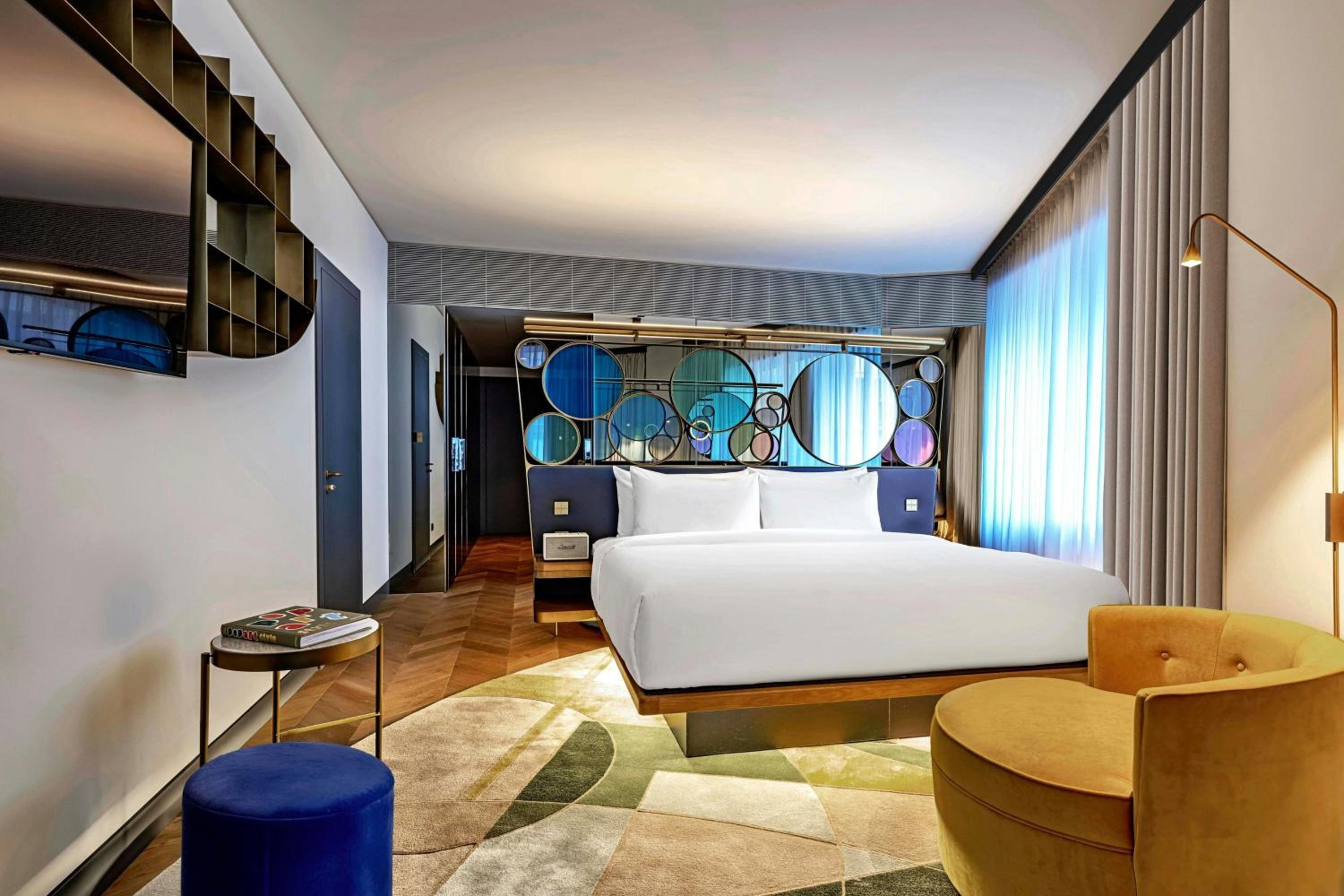 Premier King Room