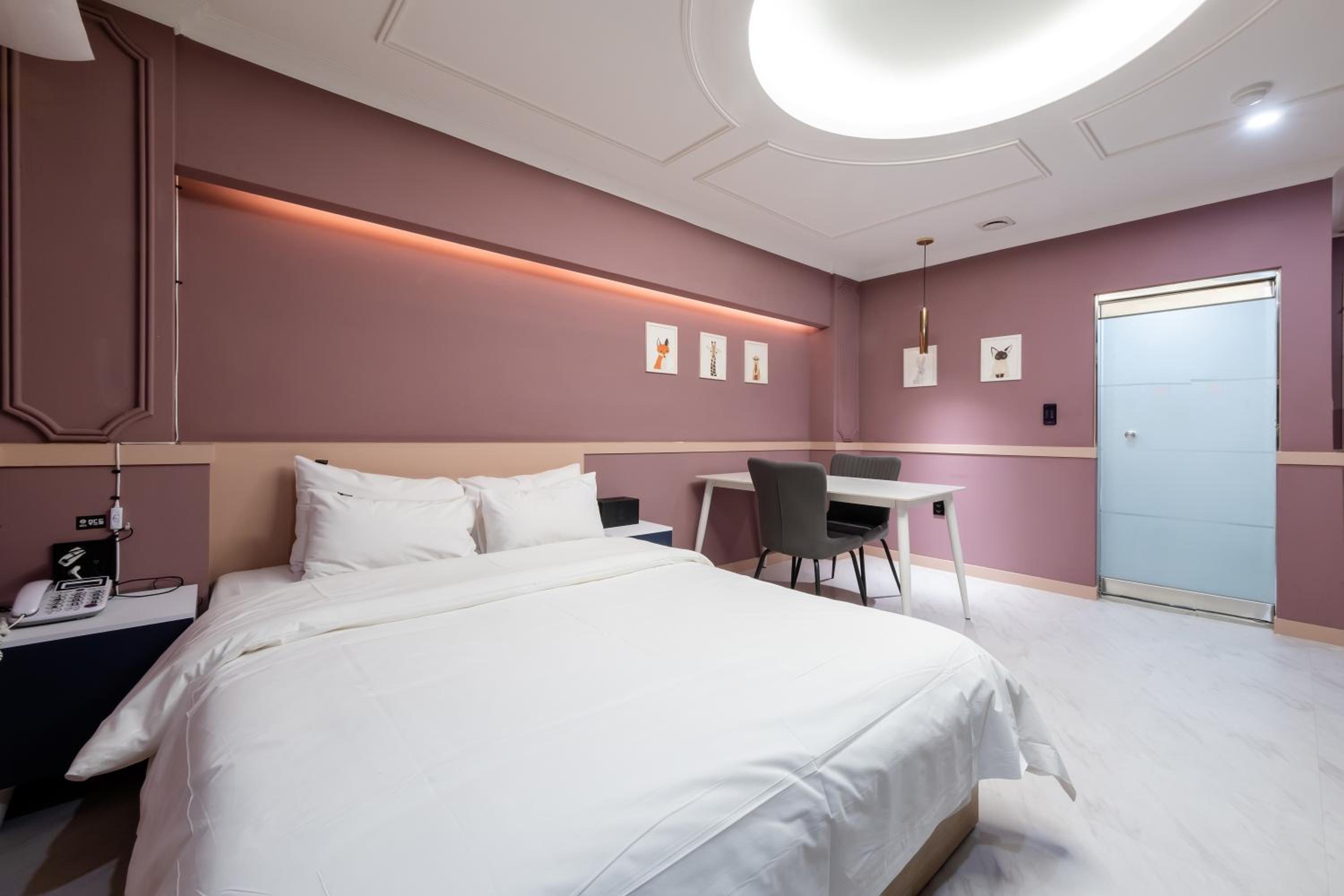 Deluxe Double Room photo 2