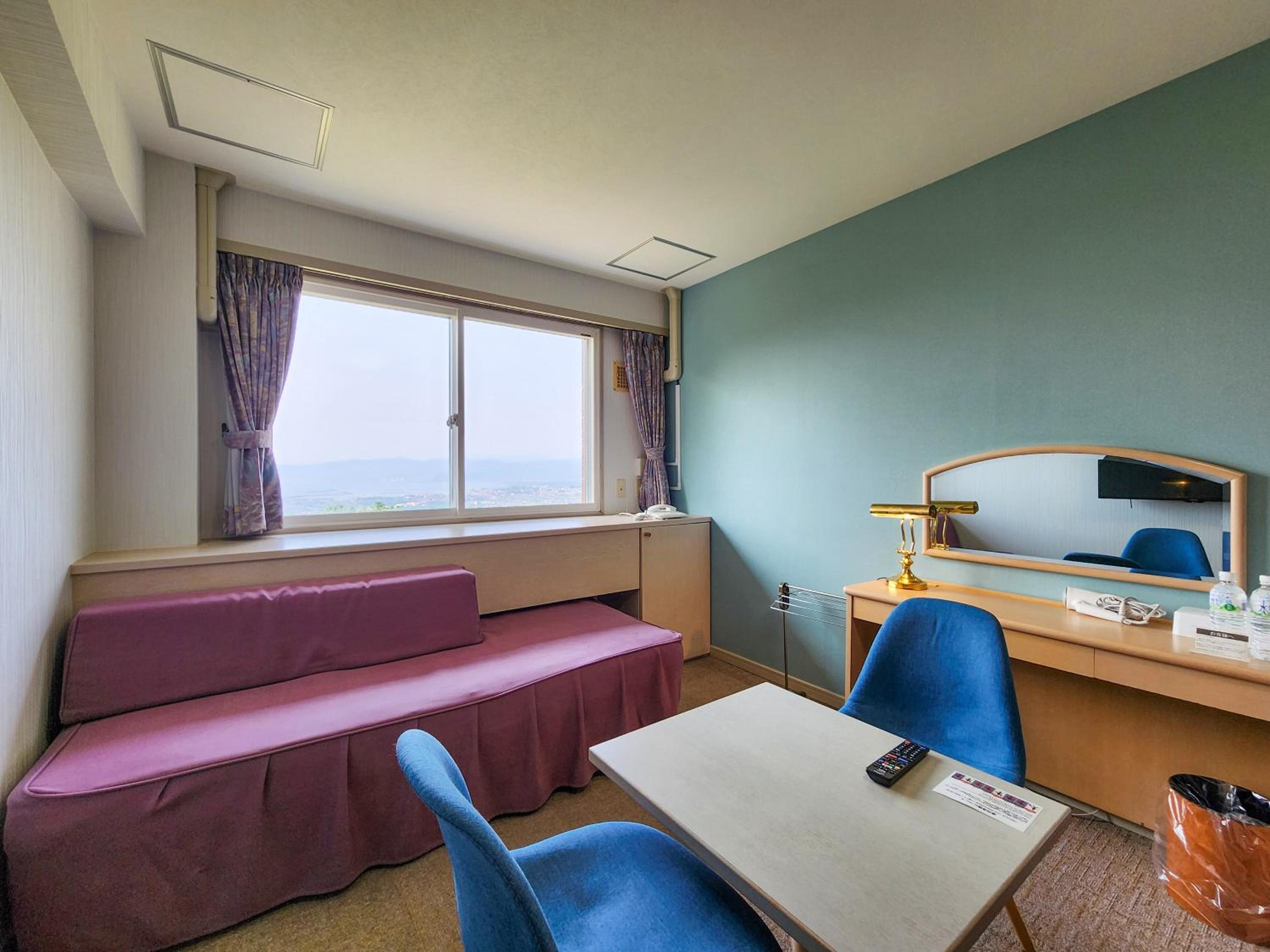 Twin Room with Sea View photo 3