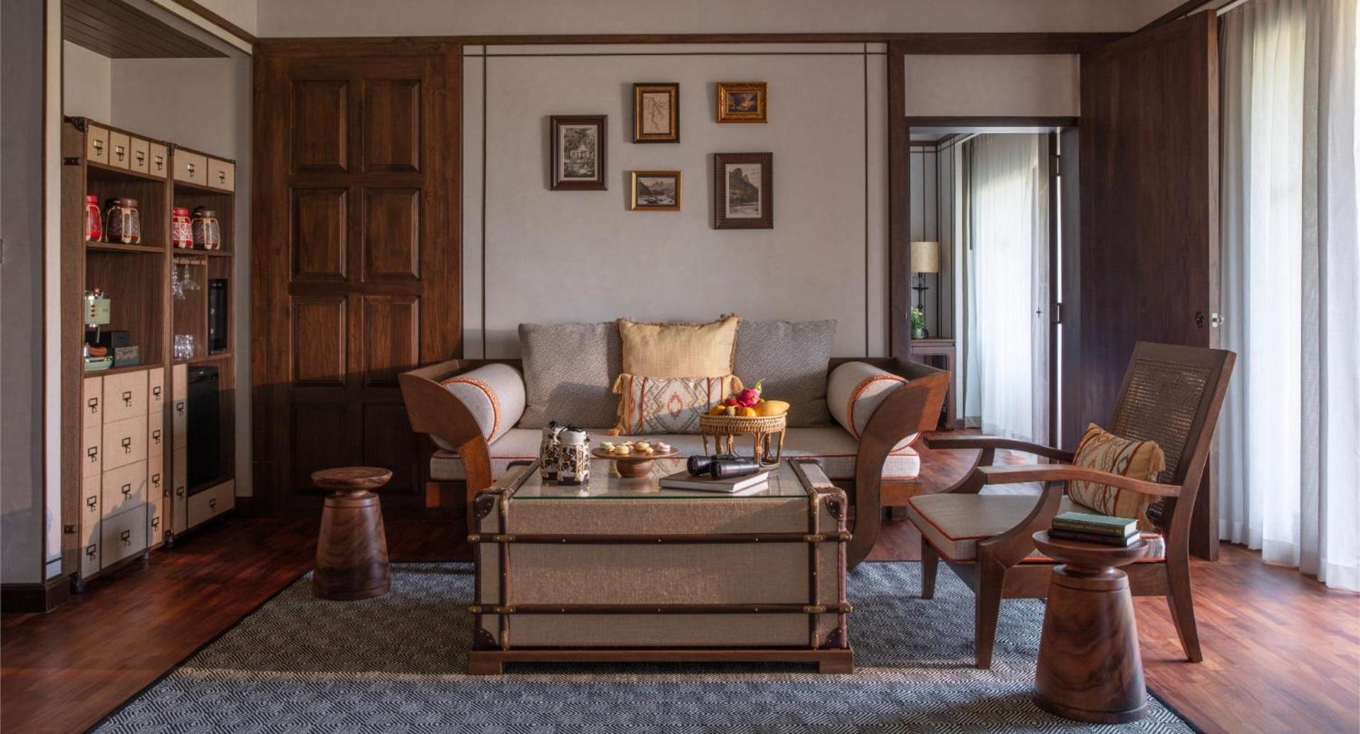 Mekong Explorer Family Suite