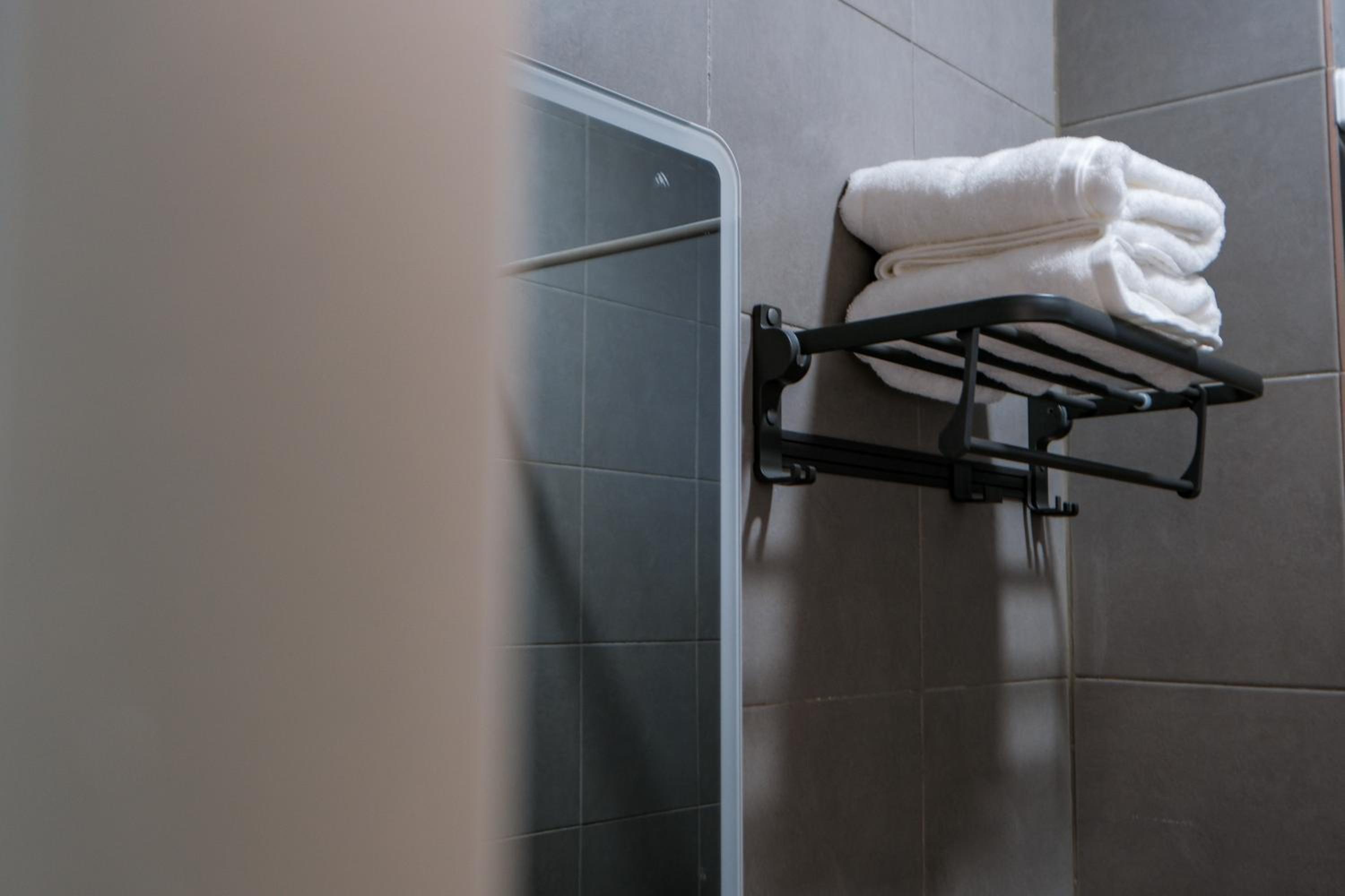 Superior Suite - Photo 18