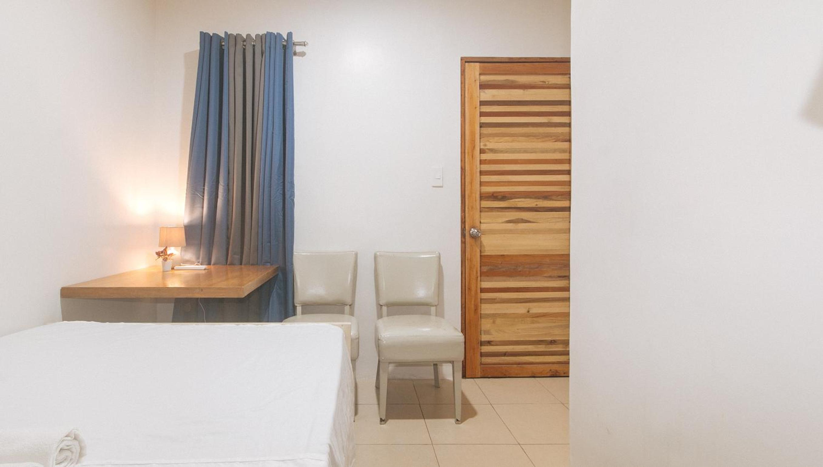 Standard Double Room - Photo 5