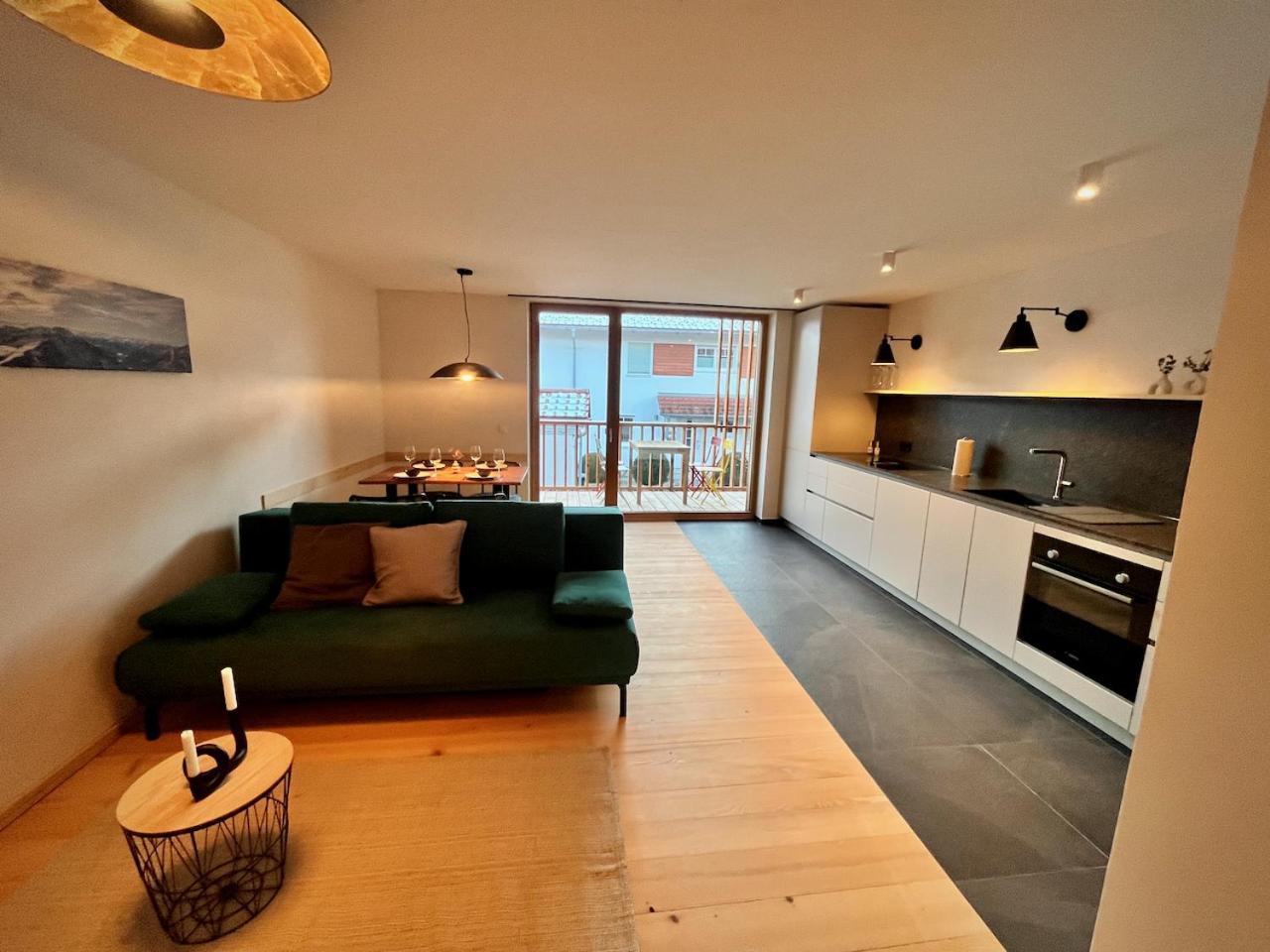 Apartment with Balcony photo 1