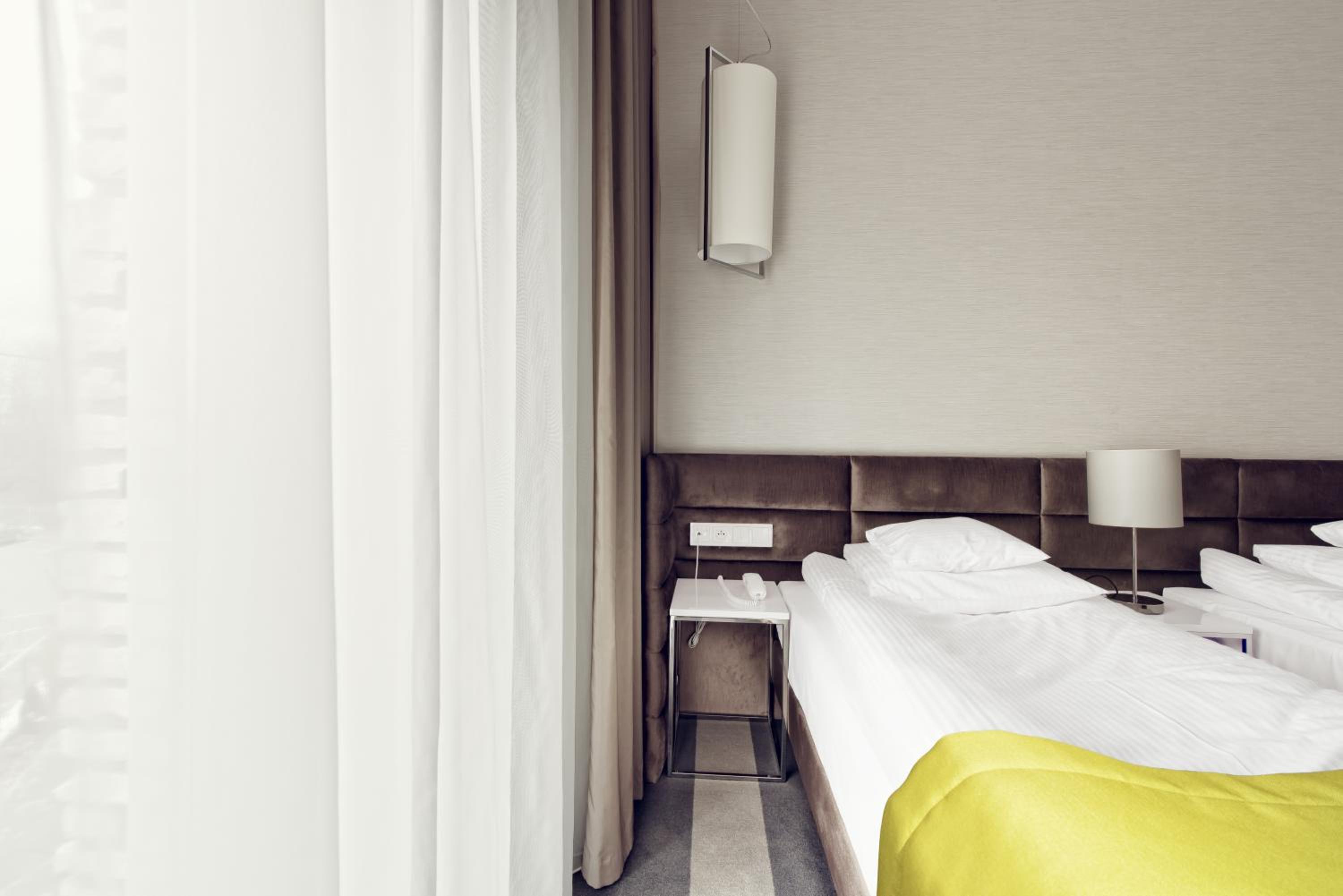 Double or Twin Room - Photo 3