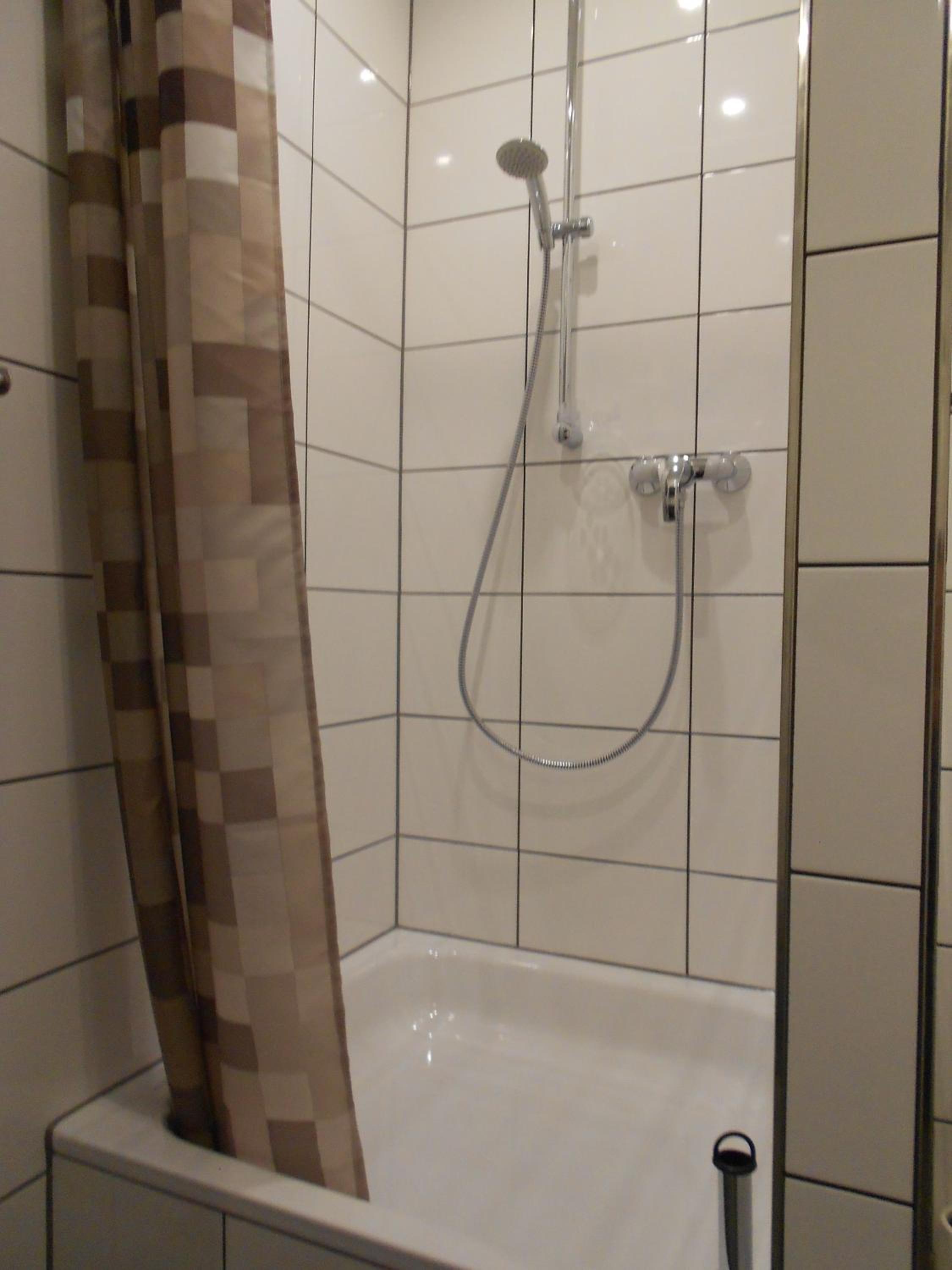 Two-Bedroom Apartment - Photo 10